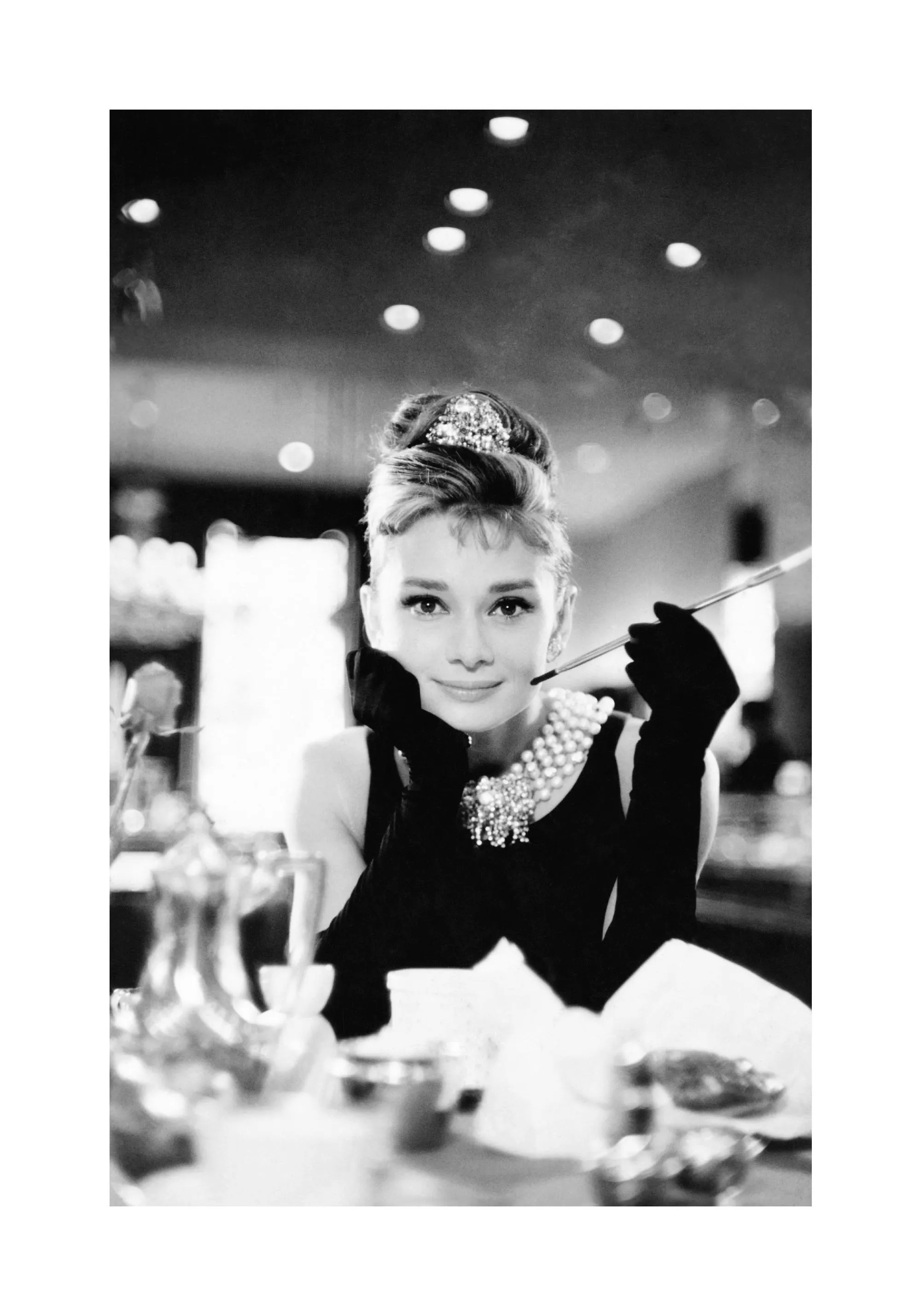 Poster rétro en métal représentant Audrey Hepburn Poster rétro en métal représentant Audrey Hepburn