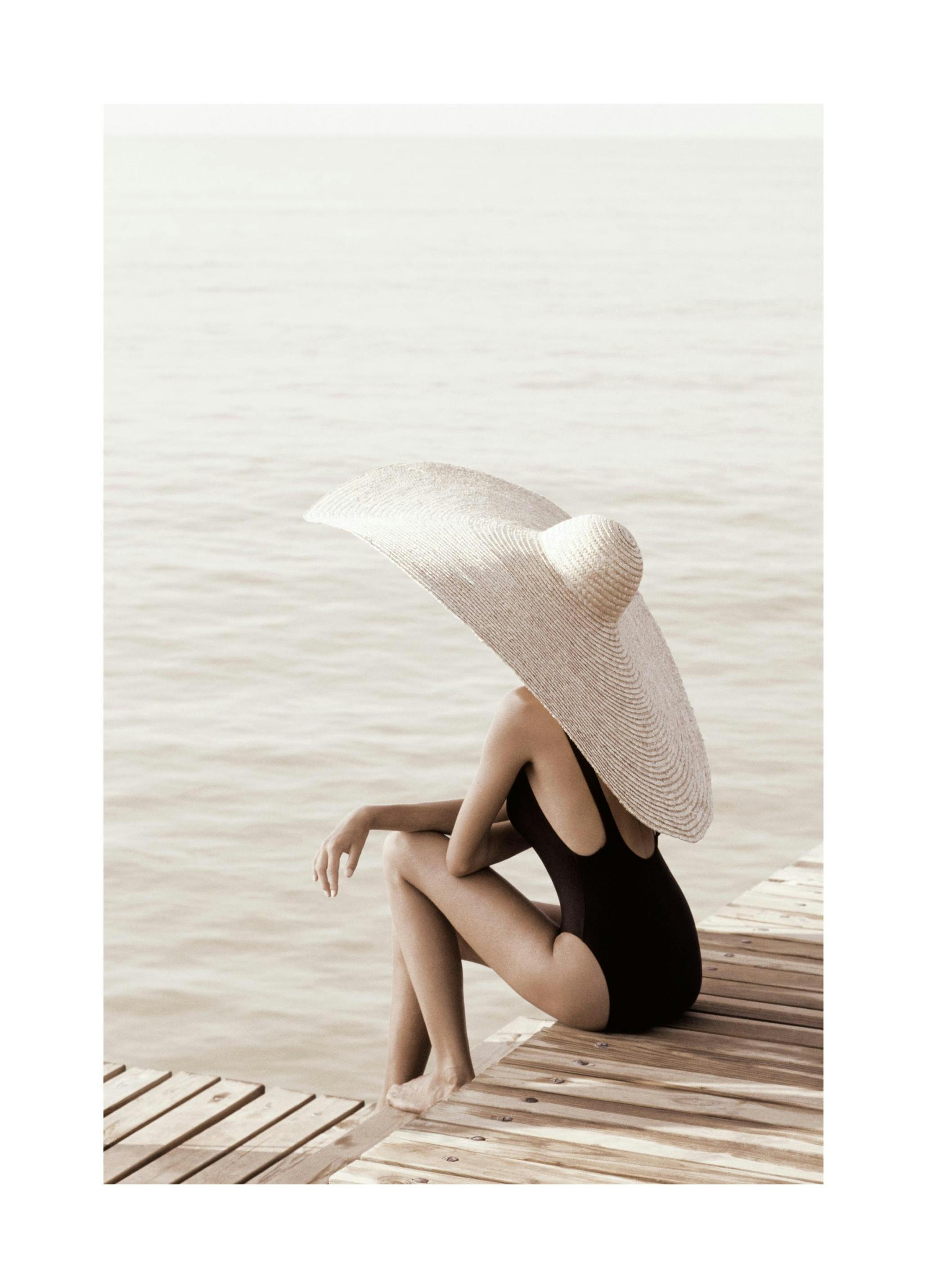 Woman on Jetty Poster (21x30 cm) - Poster Store