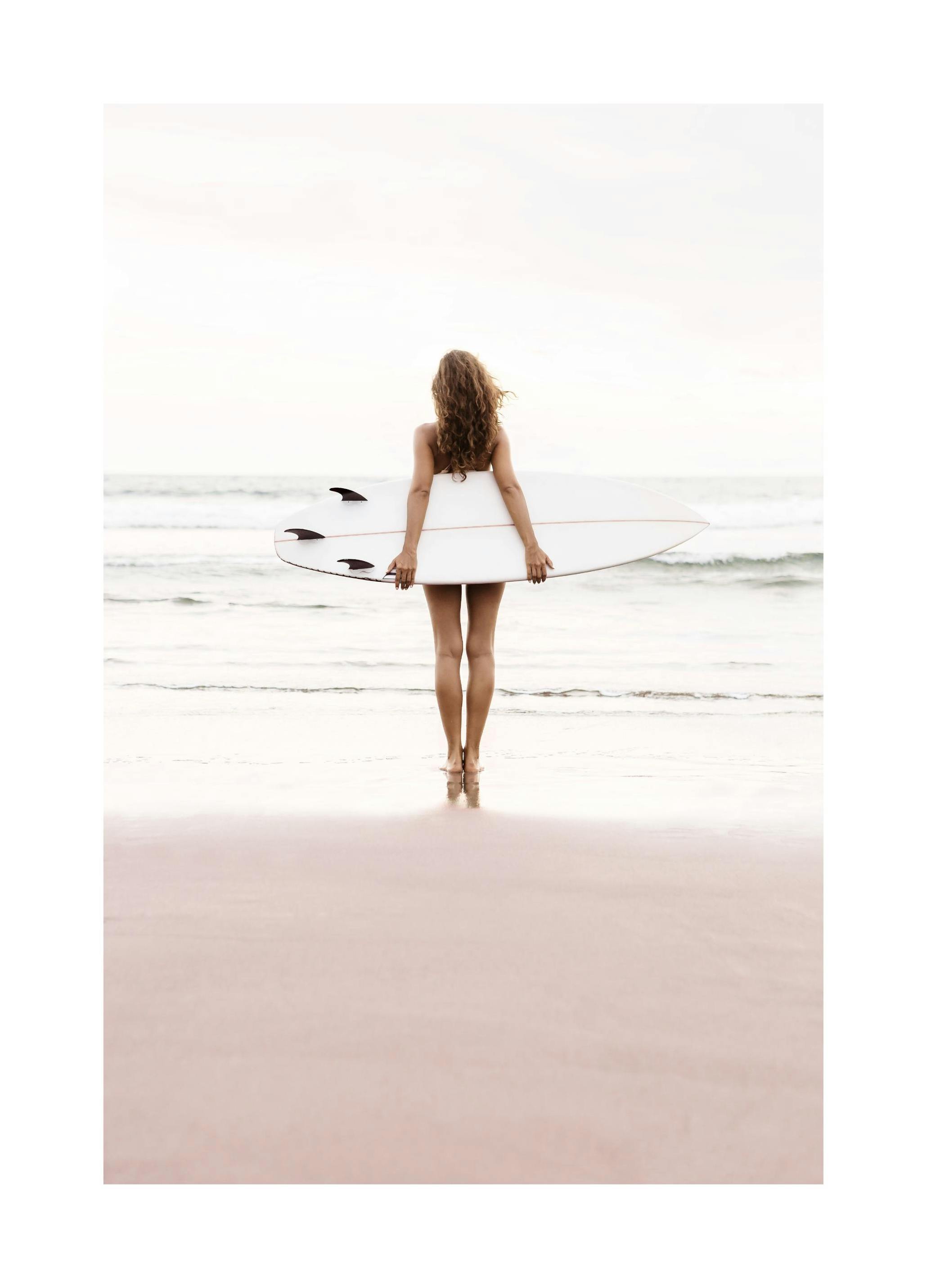 Surf Girl Poster (21x30 cm) - Poster Store