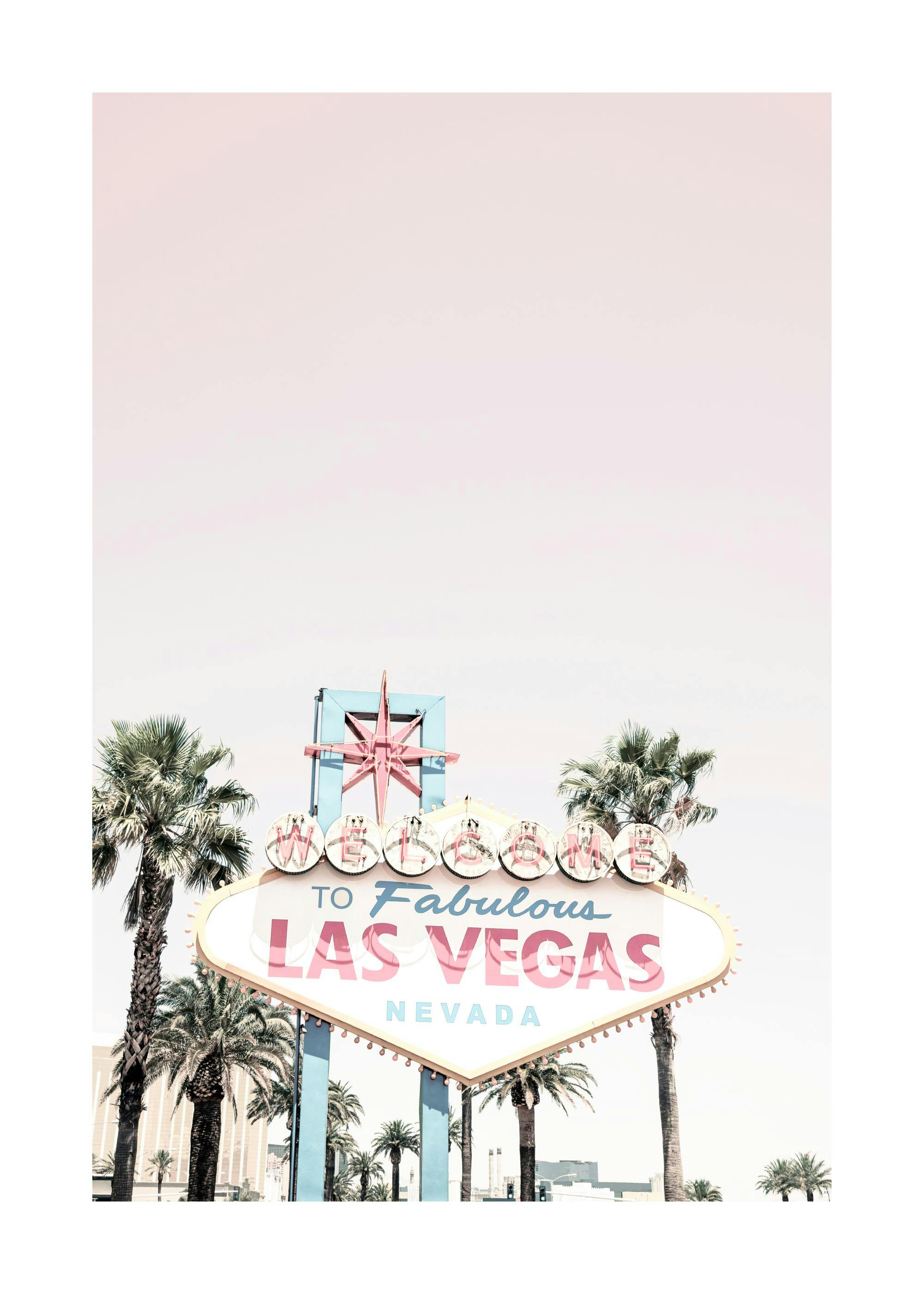 Plakat med det ikoniske Welcome to Fabulous Las Vegas Nevada-skiltet i rosa og blått, omgitt av palmer.