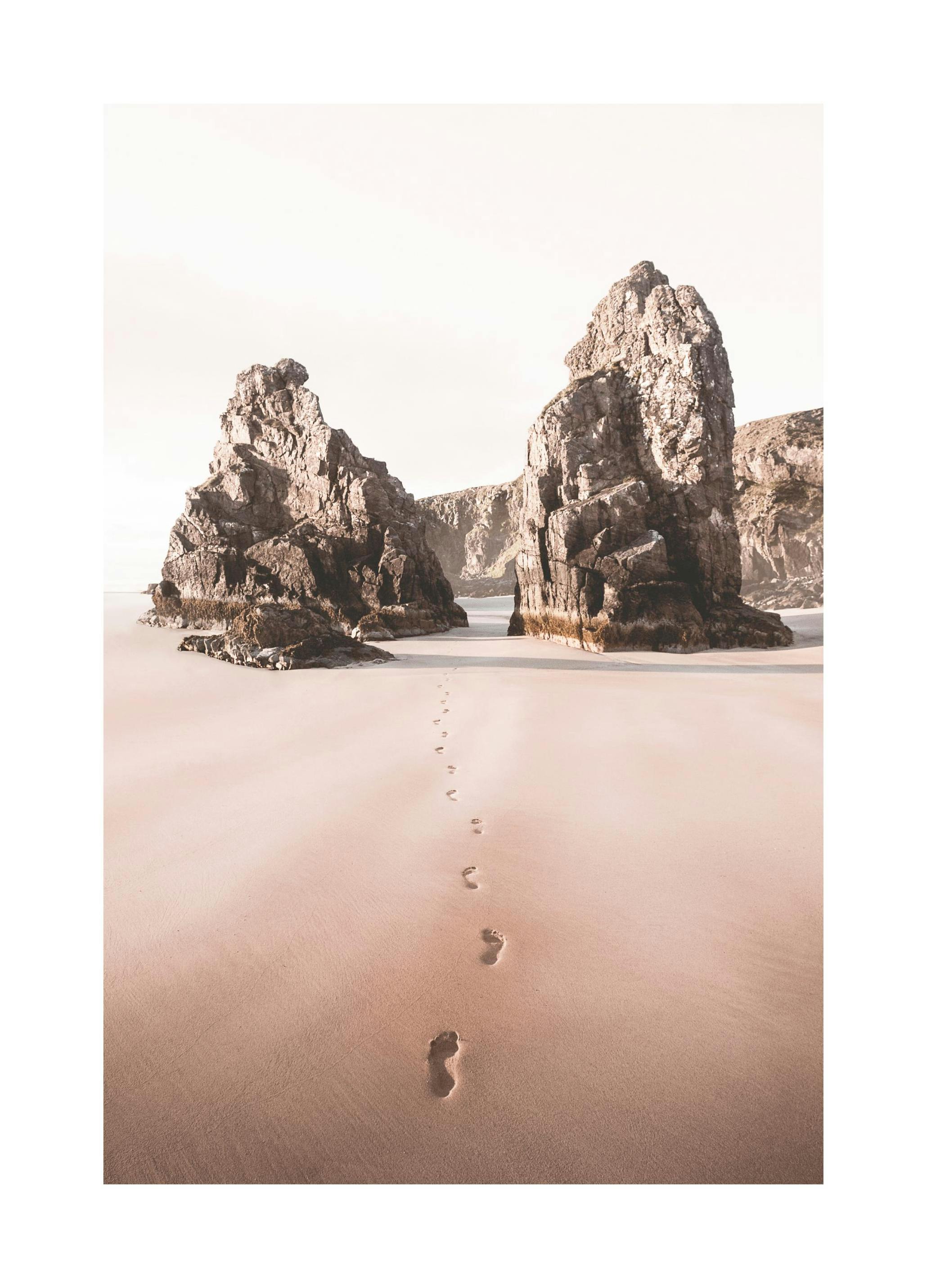 Footprints on the Beach Poster (50x70 cm) - Poster Store