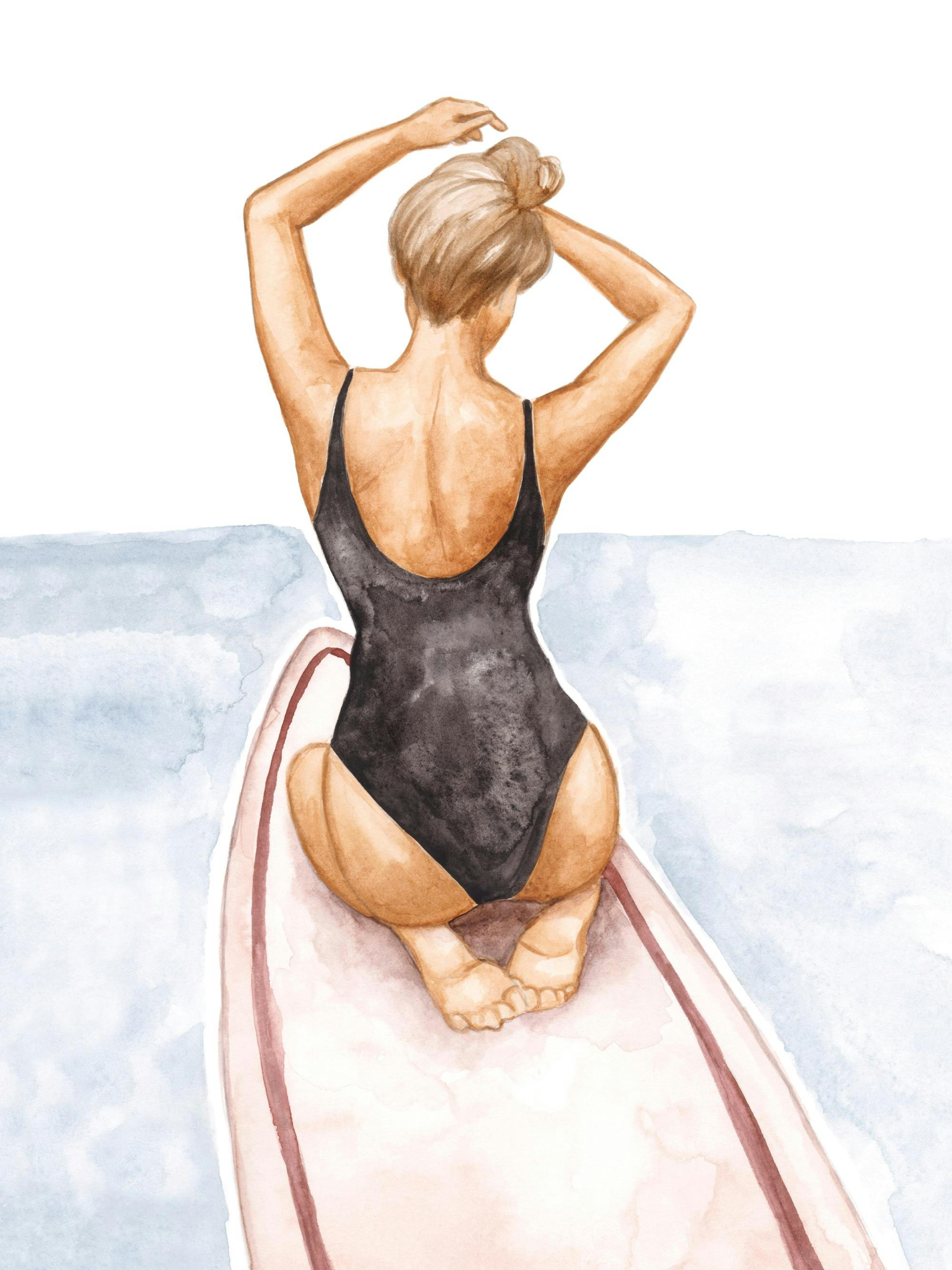 水彩画のポスター。黒い水着の女性がサーフボードに座り、髪を直している後ろ姿。水色の海と白い空が背景。