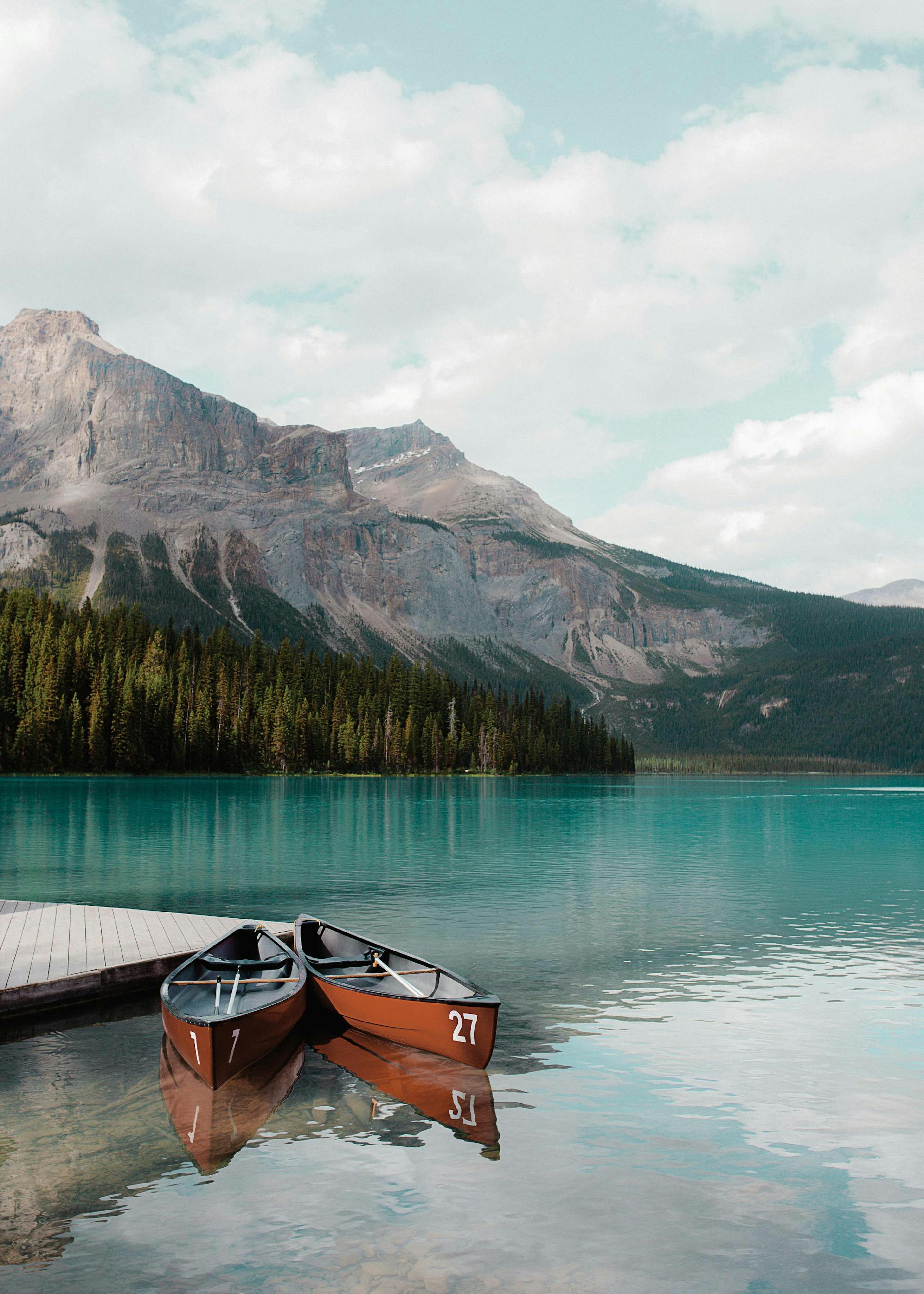 Bateaux sur le lac Louise Poster 0