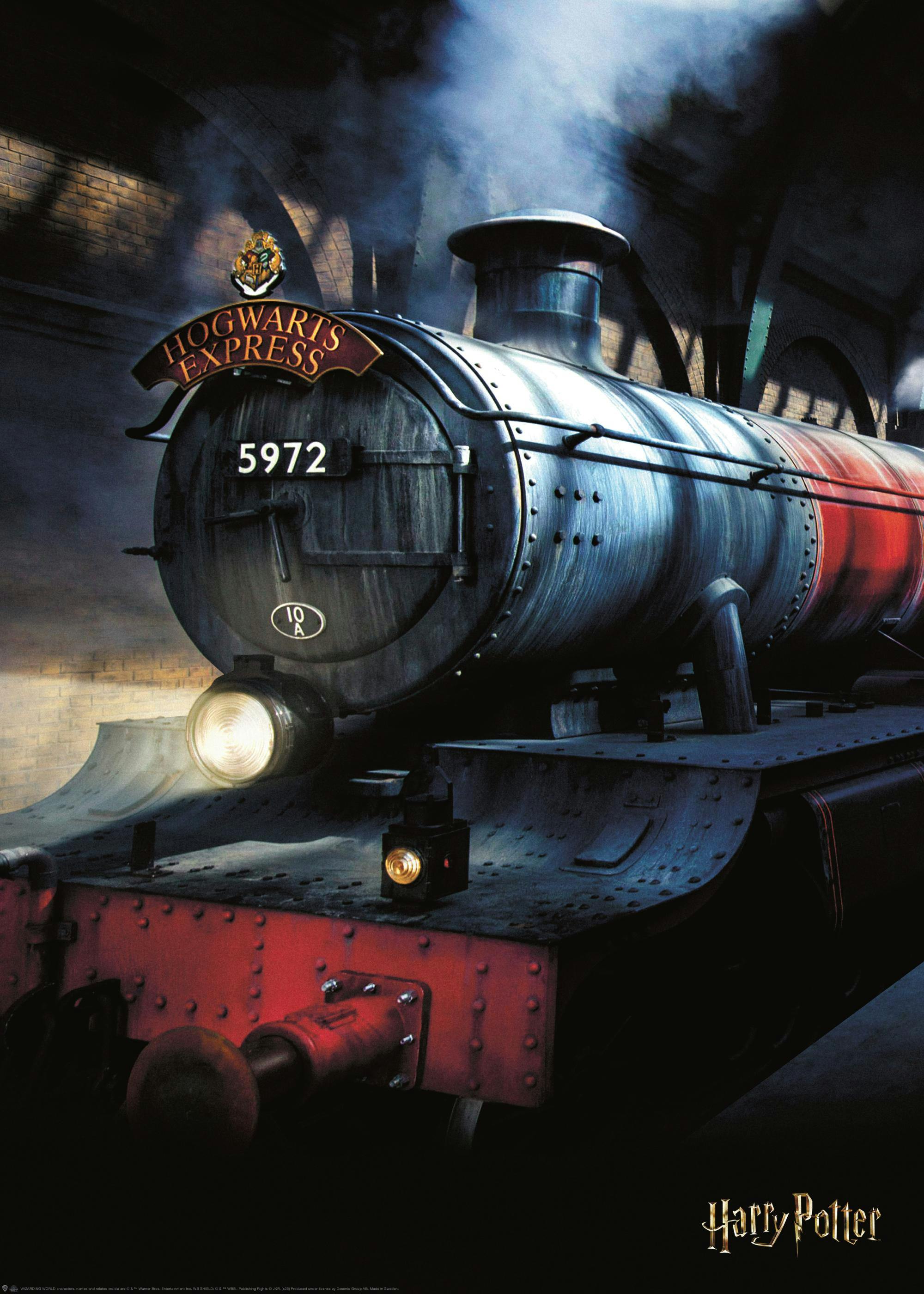 Poster du train Poudlard Express de Harry Potter, locomotive noire et rouge, sous une arche de briques avec de la vapeur.