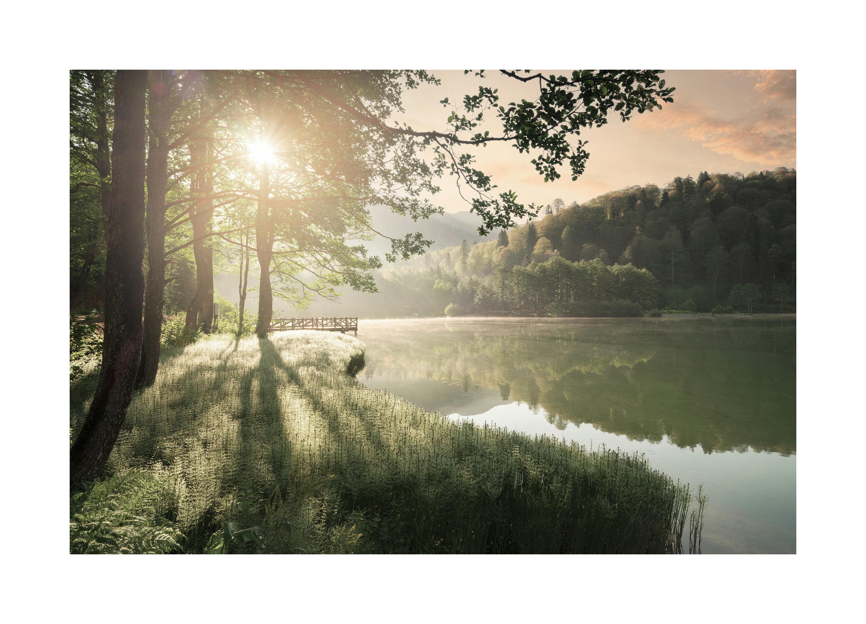 Vista dell'Alba al Lago Panoramico Poster (50x70 cm) - Poster Store