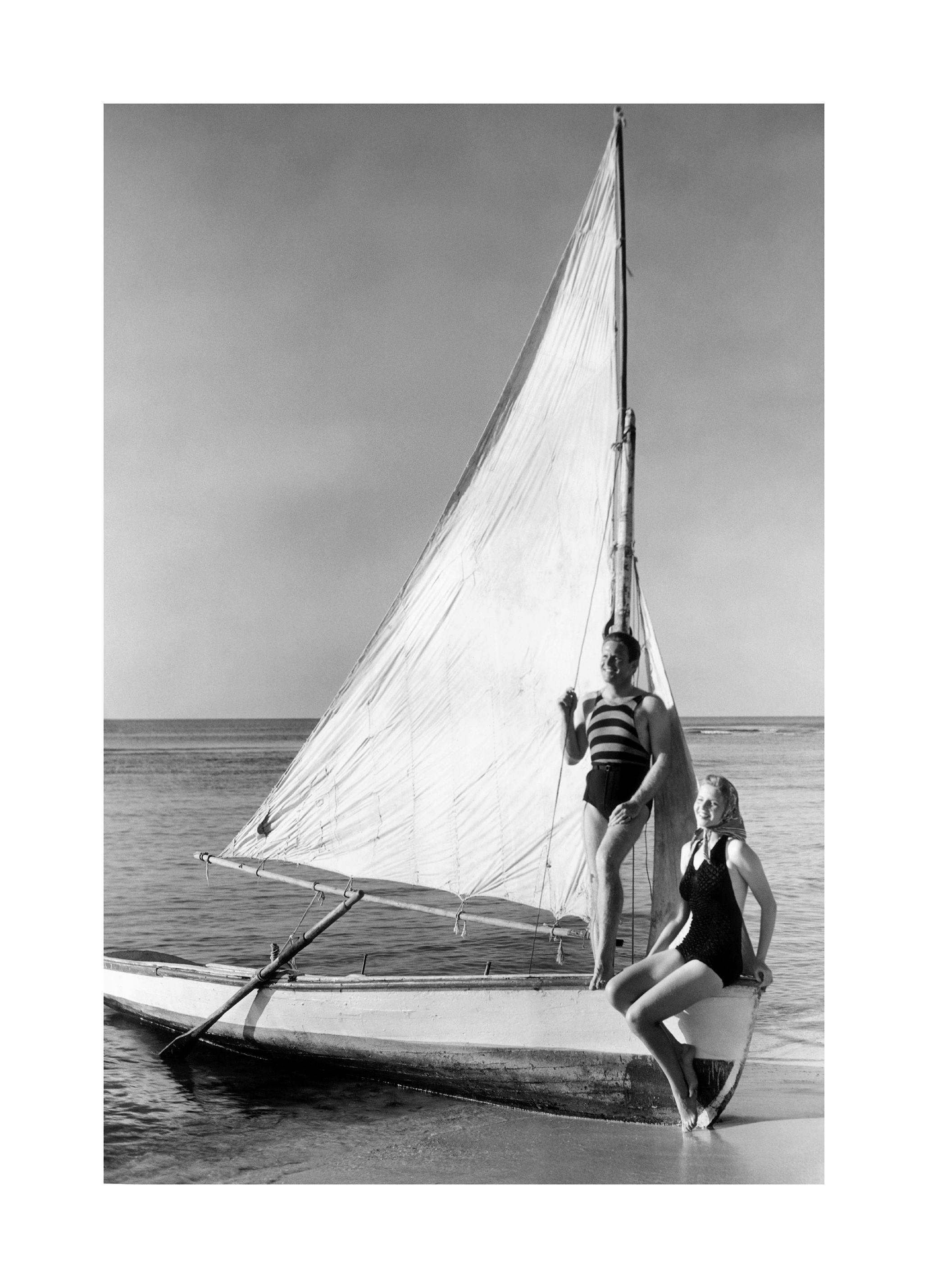 Sunny Sailing Poster (40x50 cm) - Poster Store