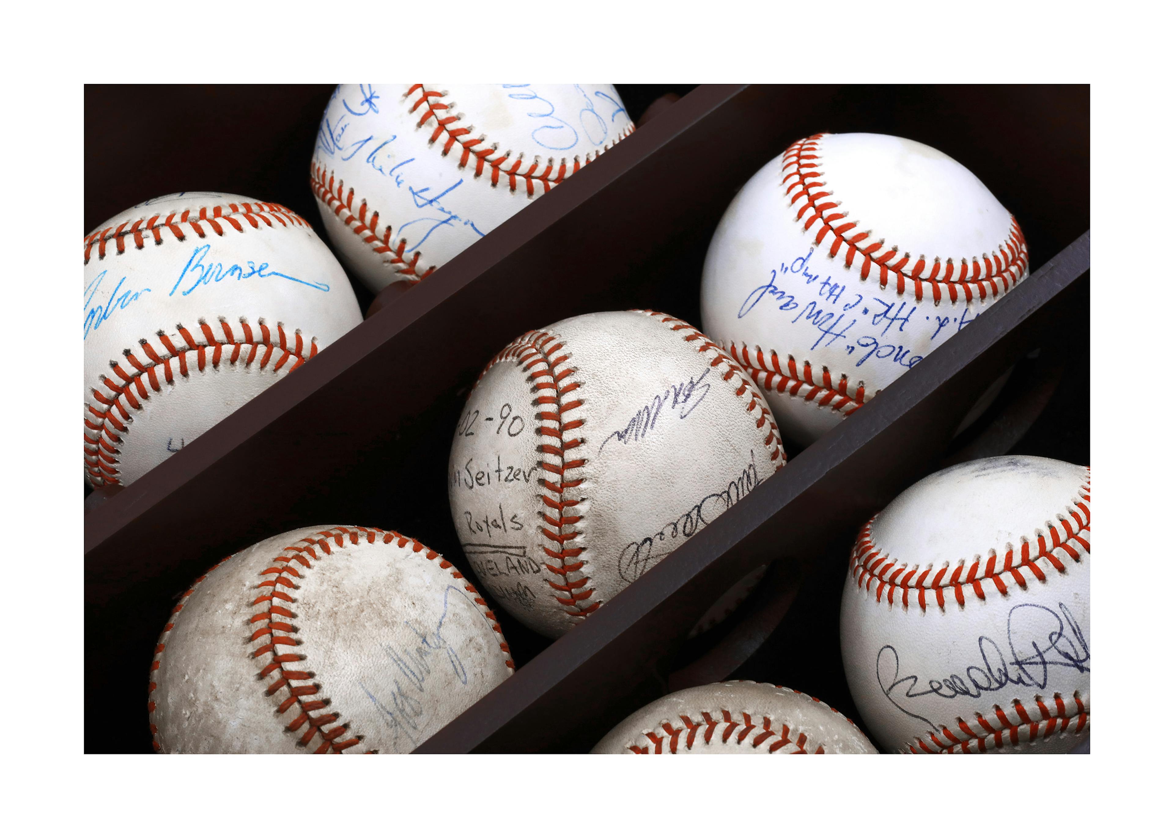 Balles de Baseball Signées Affiche 0