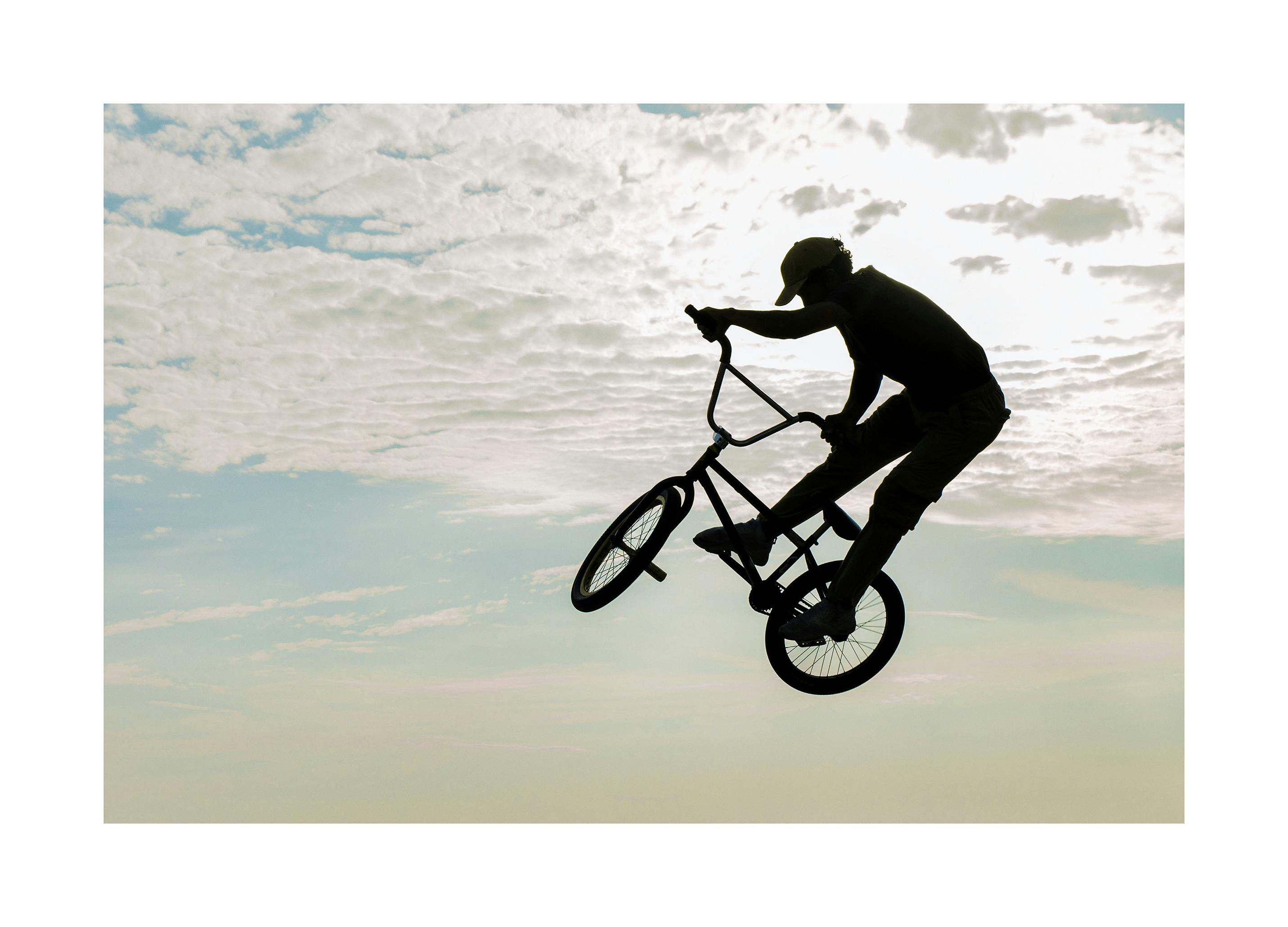 Jumping Biker Poster (70x100 cm) - Poster Store