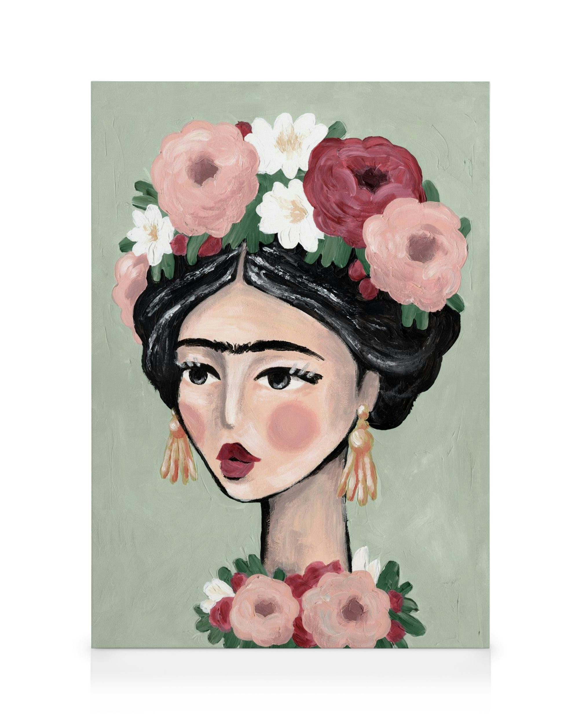 Leinwandbild einer Frau mit Blumen im Haar und Rosenträgern auf hellgrünem Hintergrund.