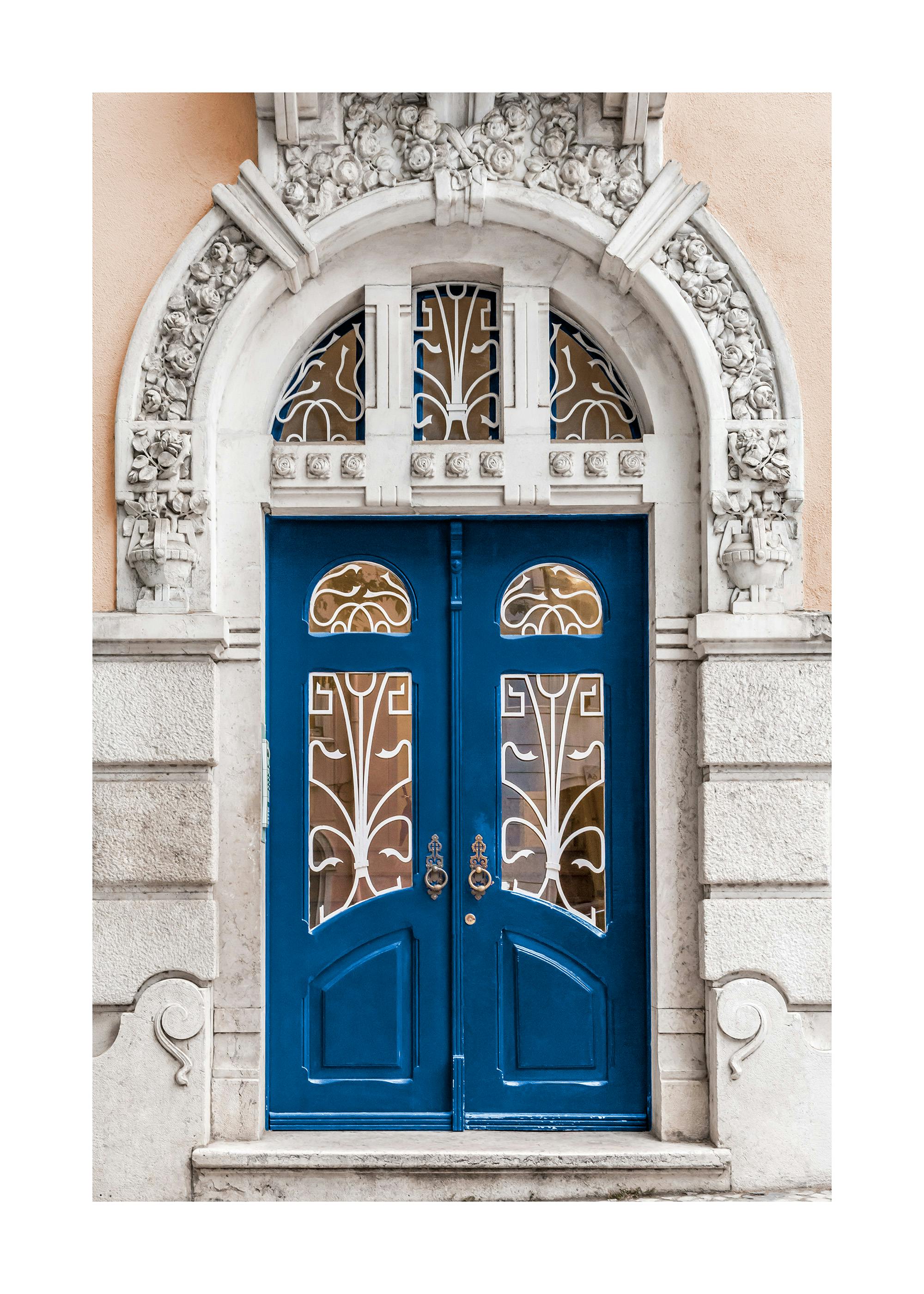 Alte Tür in Lissabon Poster 0