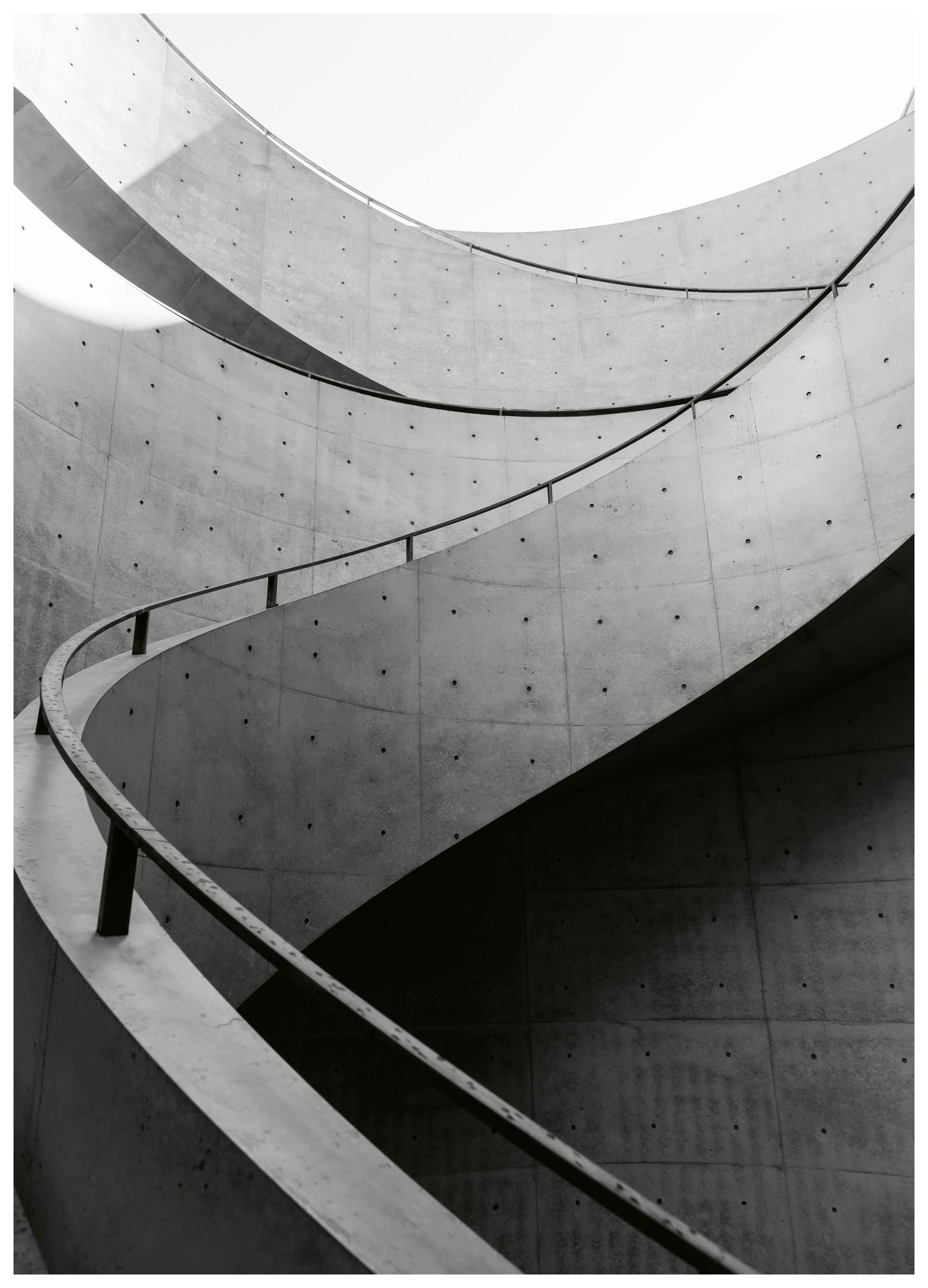 Betonowa spirala Plakat (50x70 cm) - Poster Store