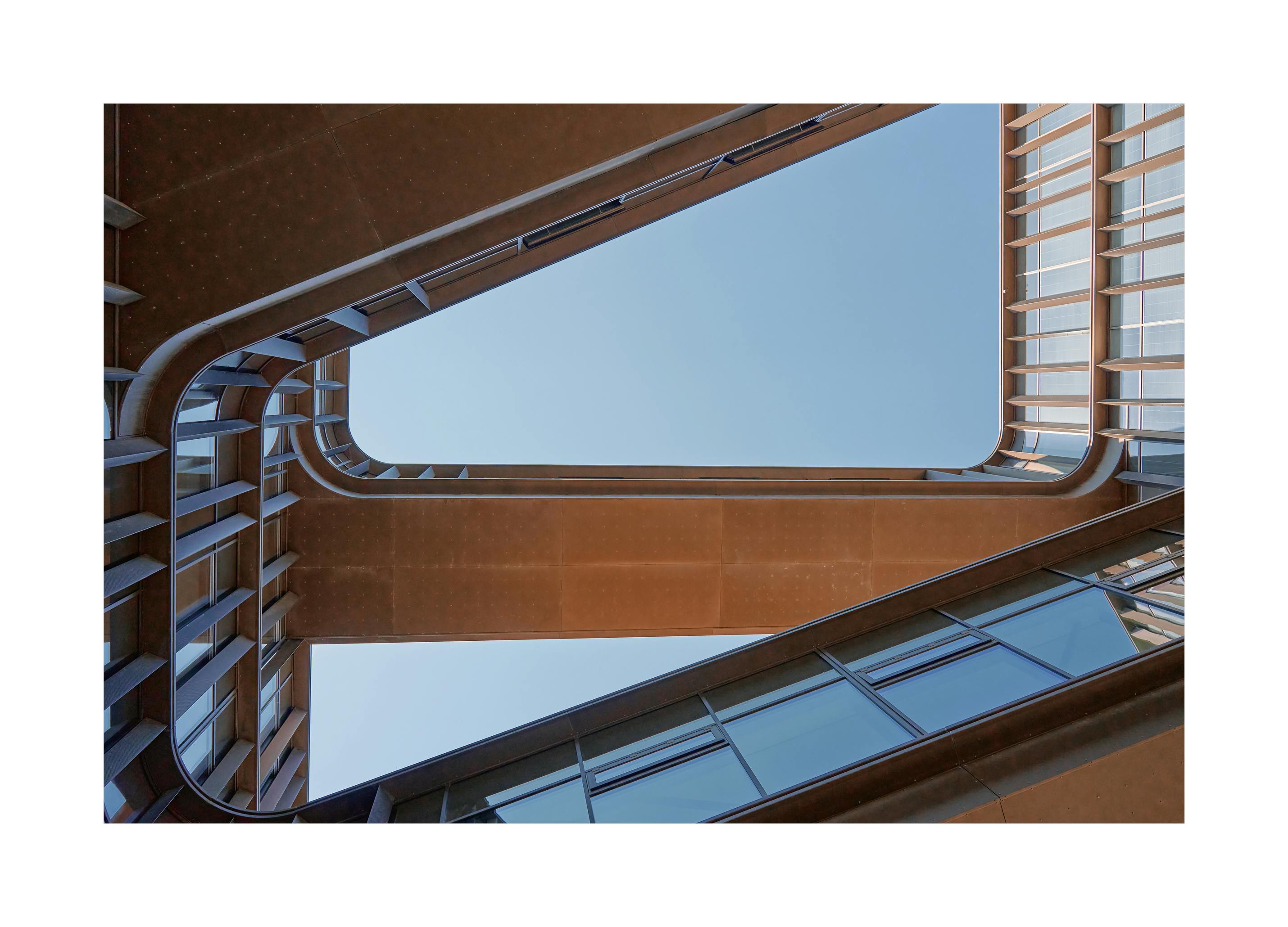 Edificio Geometrico Poster (40x50 cm) - Poster Store