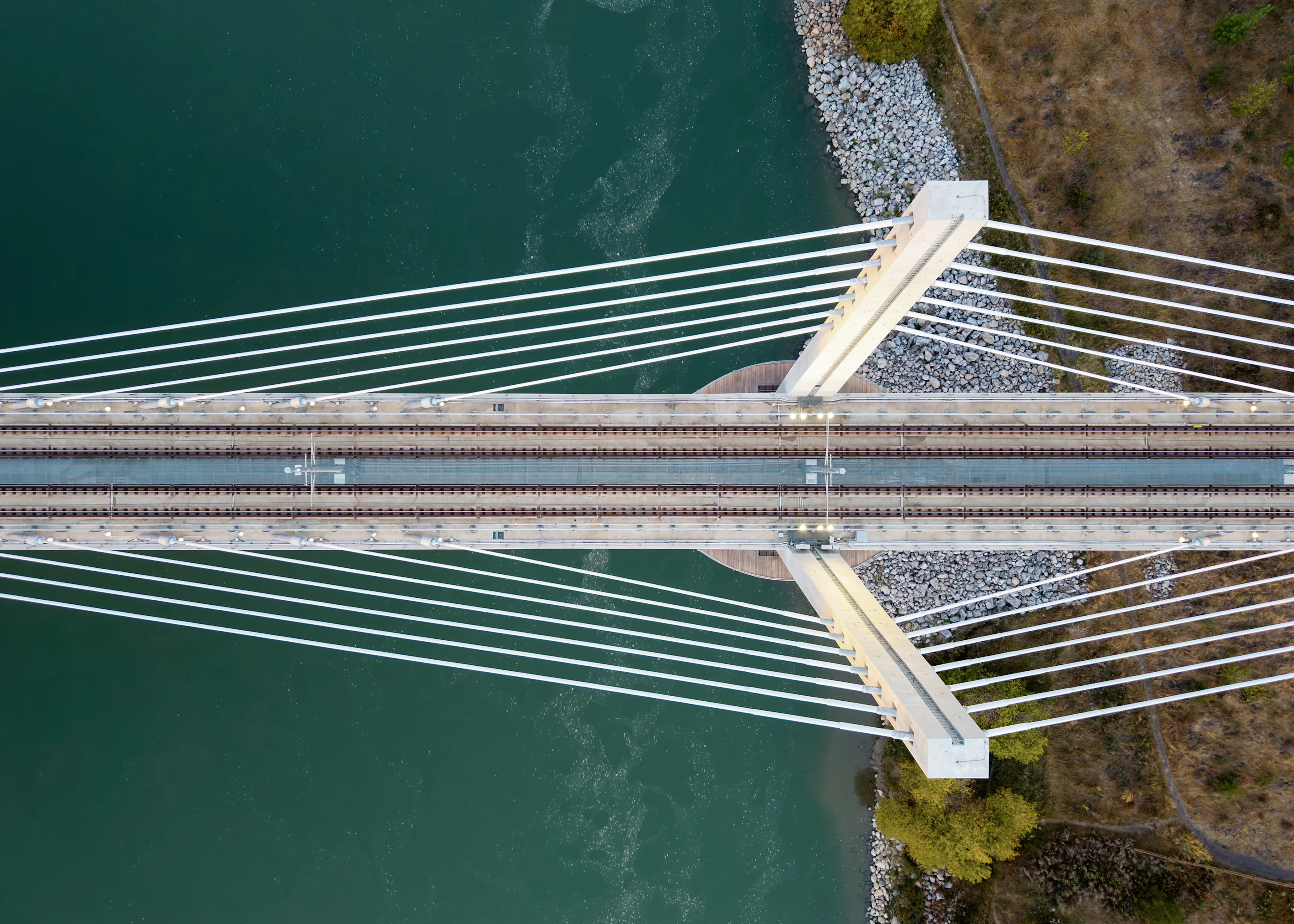 Ponte Aereo Poster 0