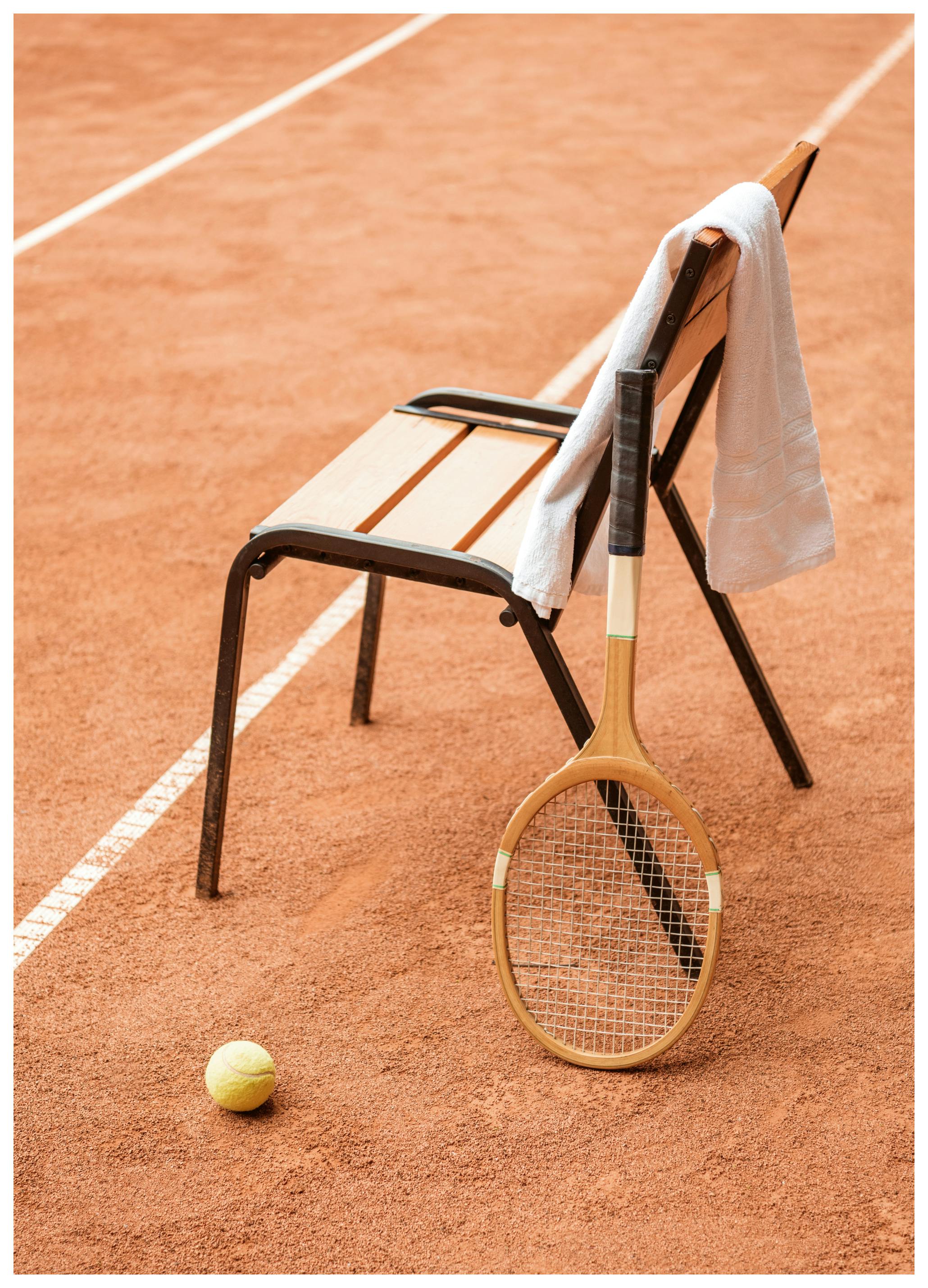 Tennis Court Poster (70x100 cm) - Poster Store