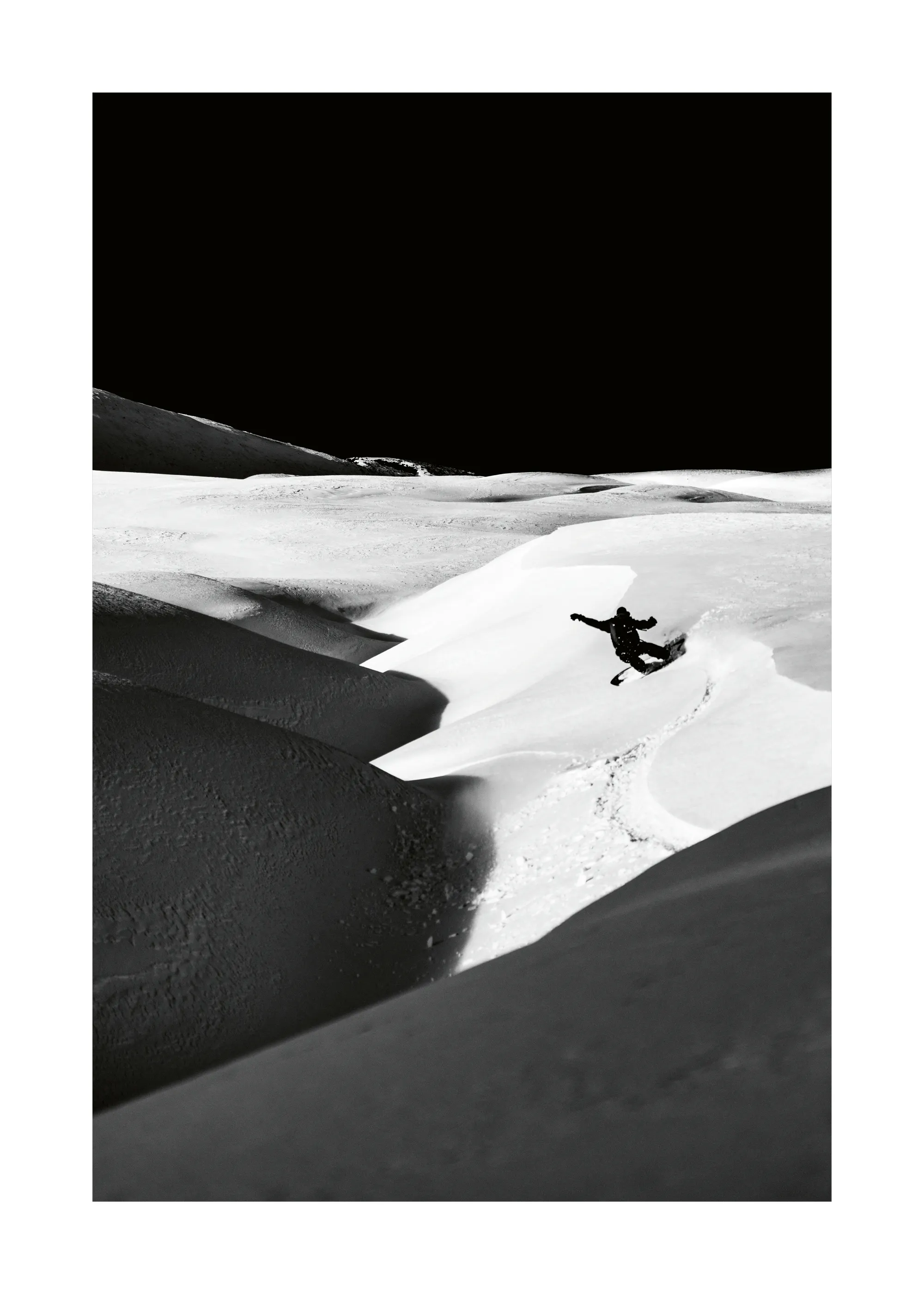 눈 덮인 언덕 포스터 0