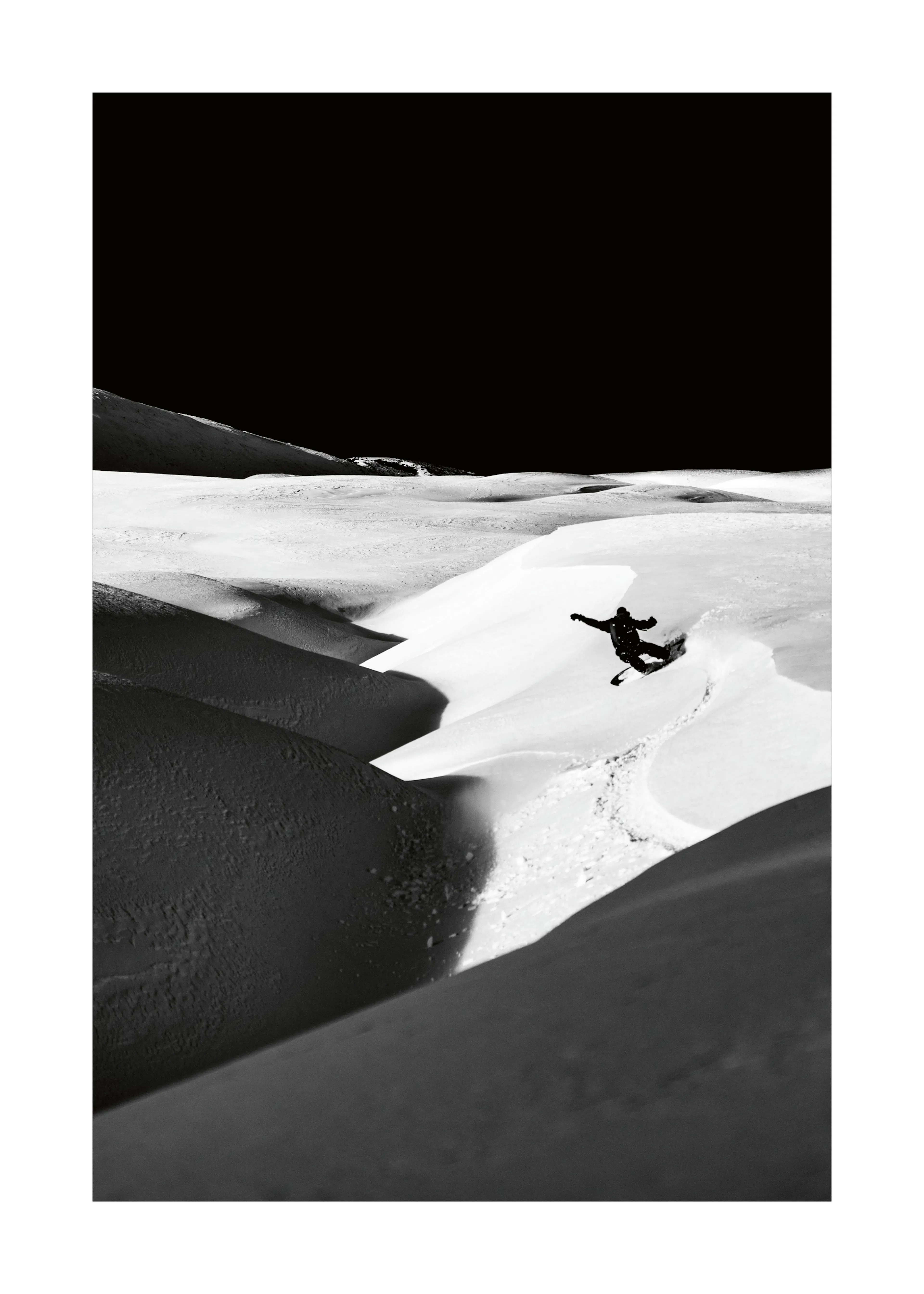 눈 덮인 언덕 포스터 0