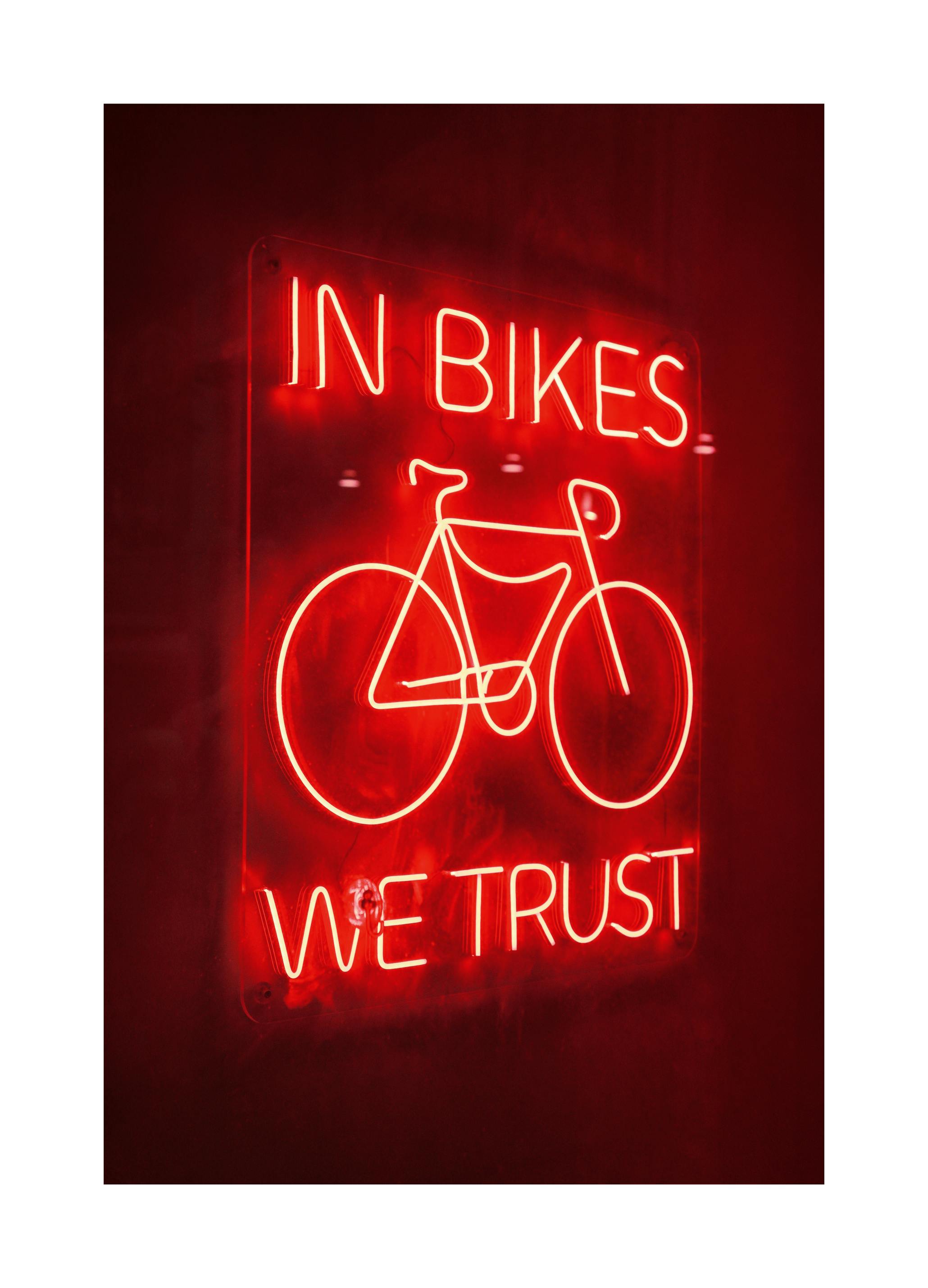 In Fietsen Vertrouwen Wij Poster (50x70 cm) - Poster Store