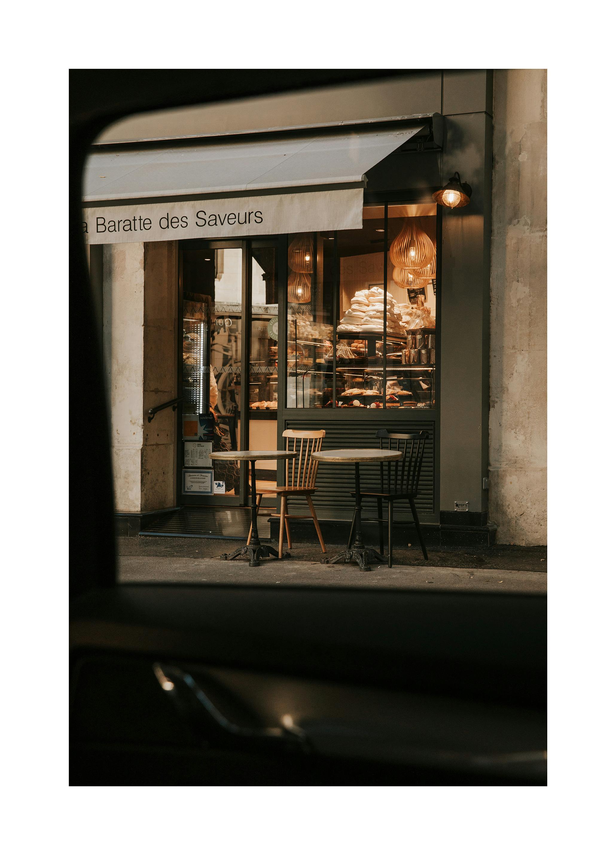Cafe Parisienne Poster (70x100 cm) - Poster Store