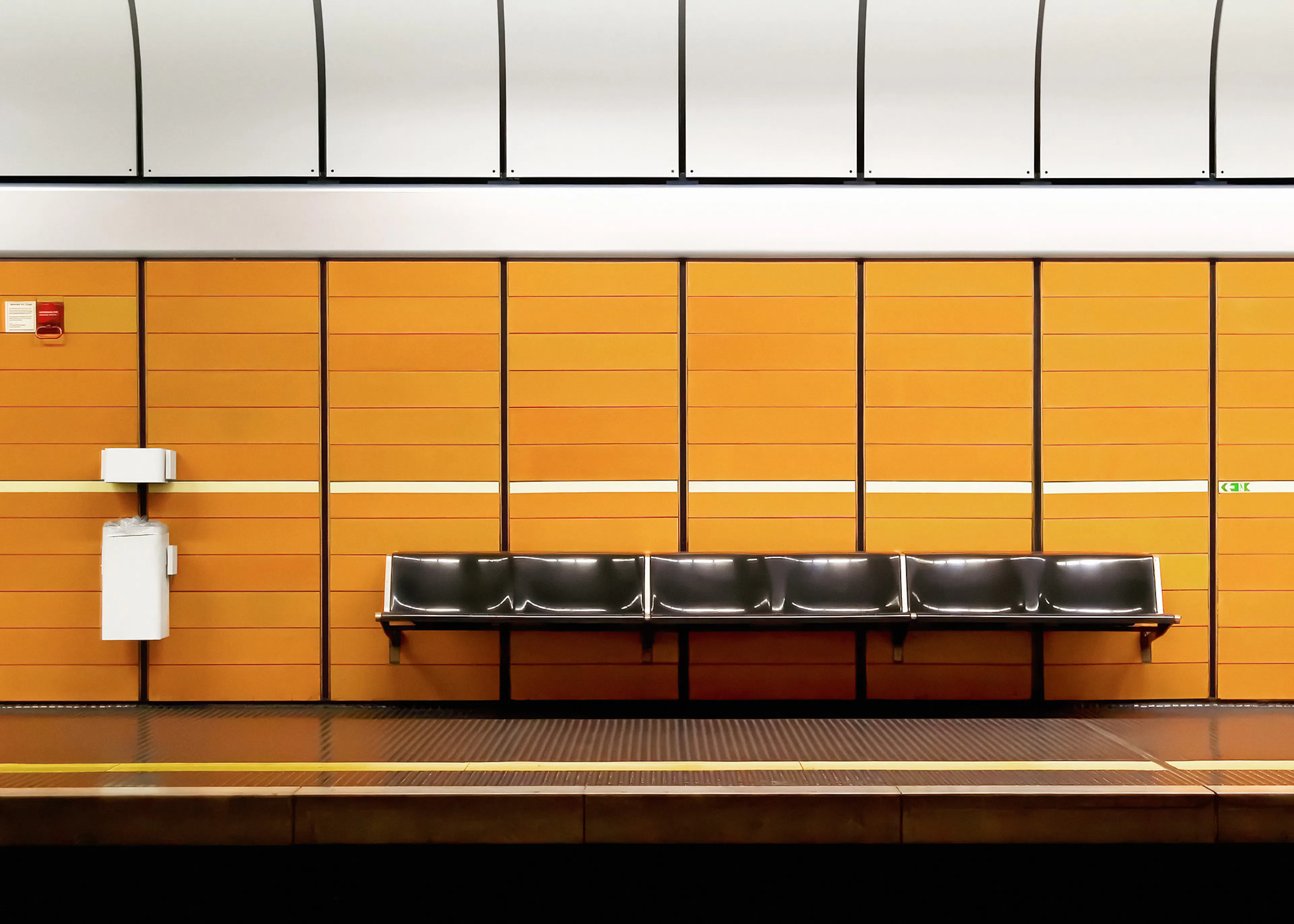 Moderní metro plakát 0