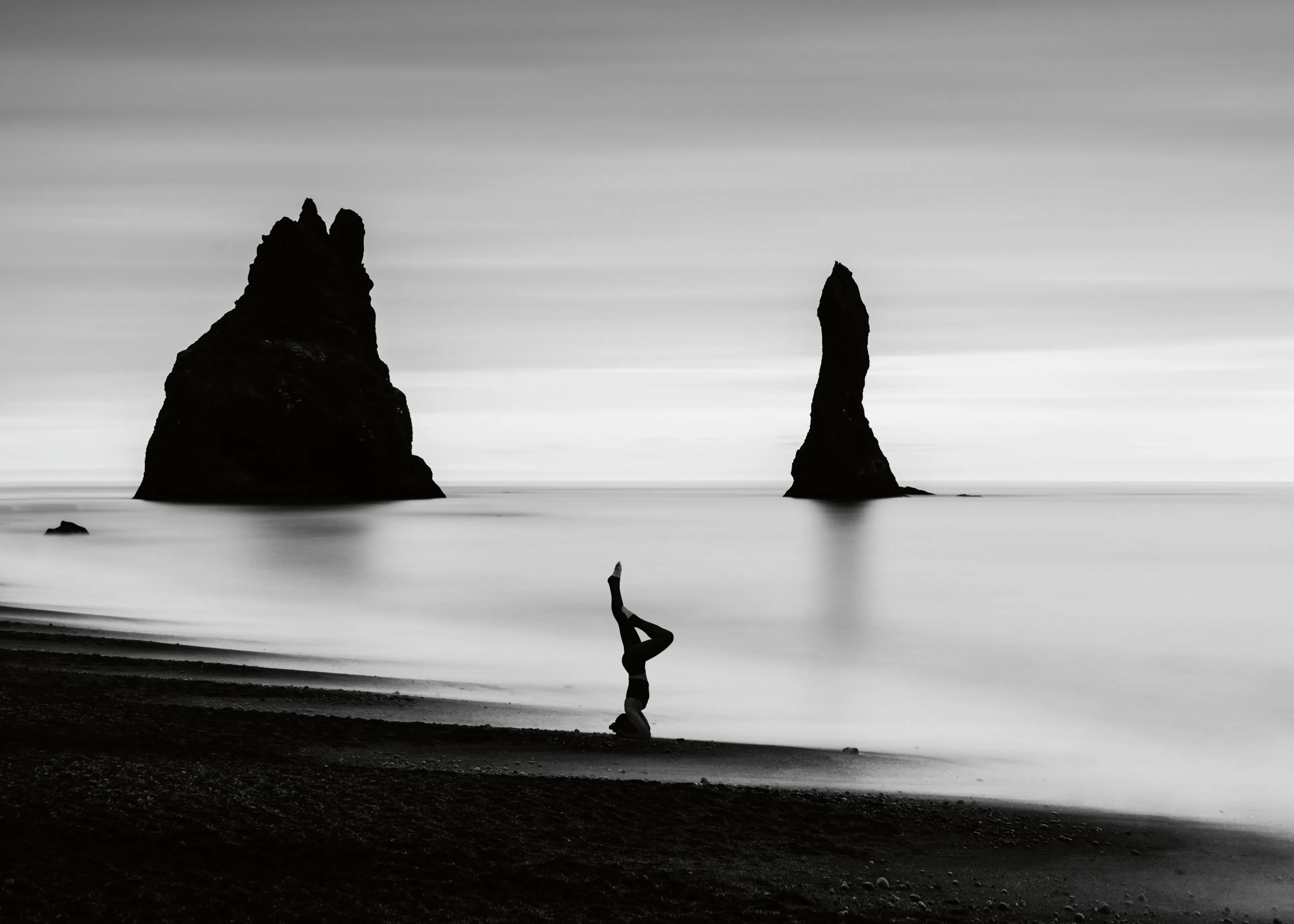 George Digalakis - Nyugodt Tengerparti Egyensúly Poszter 0