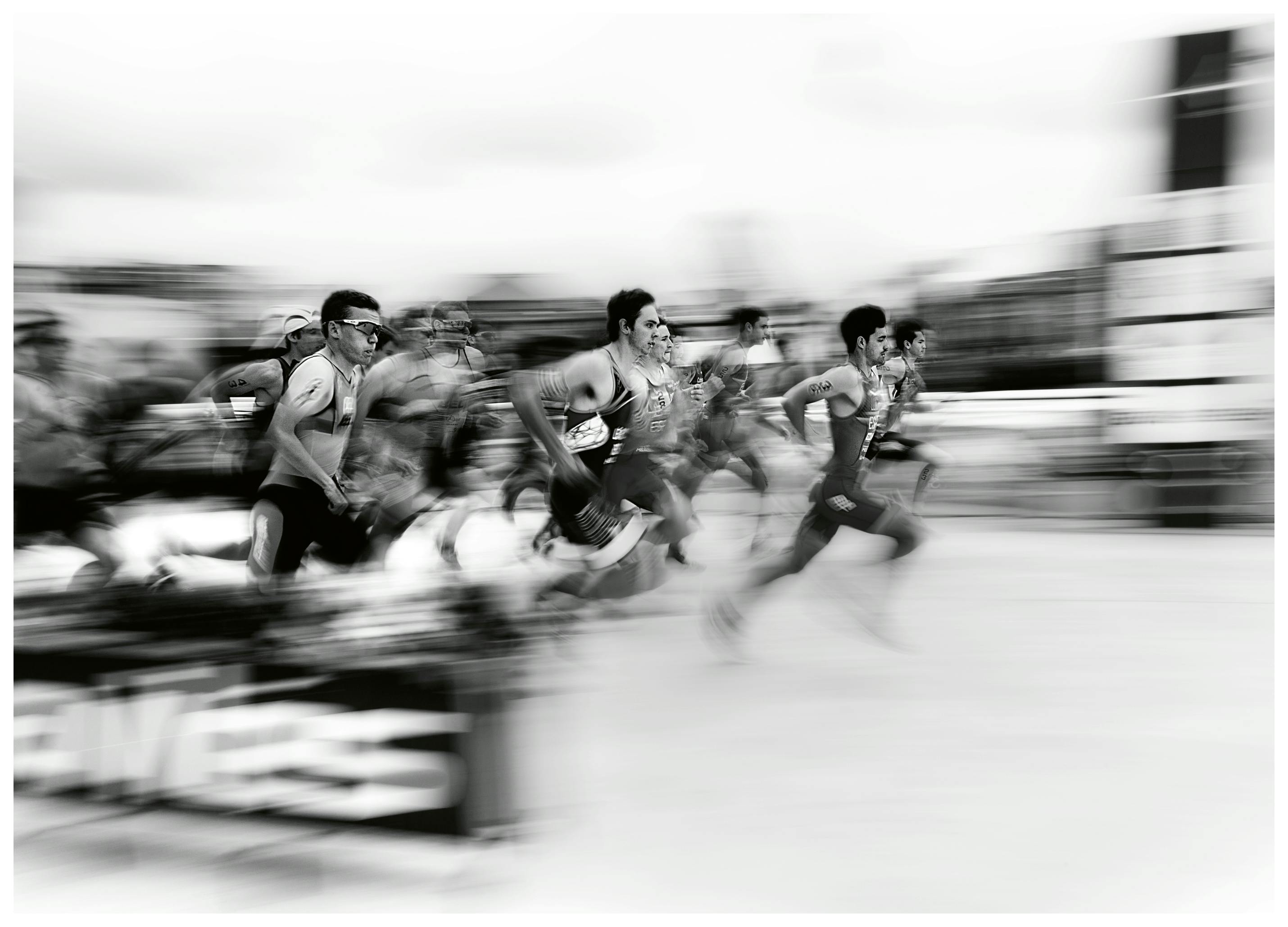 Carlos Gonzalez - Runners In Full Stride Poster (50x50 cm) - Poster Store