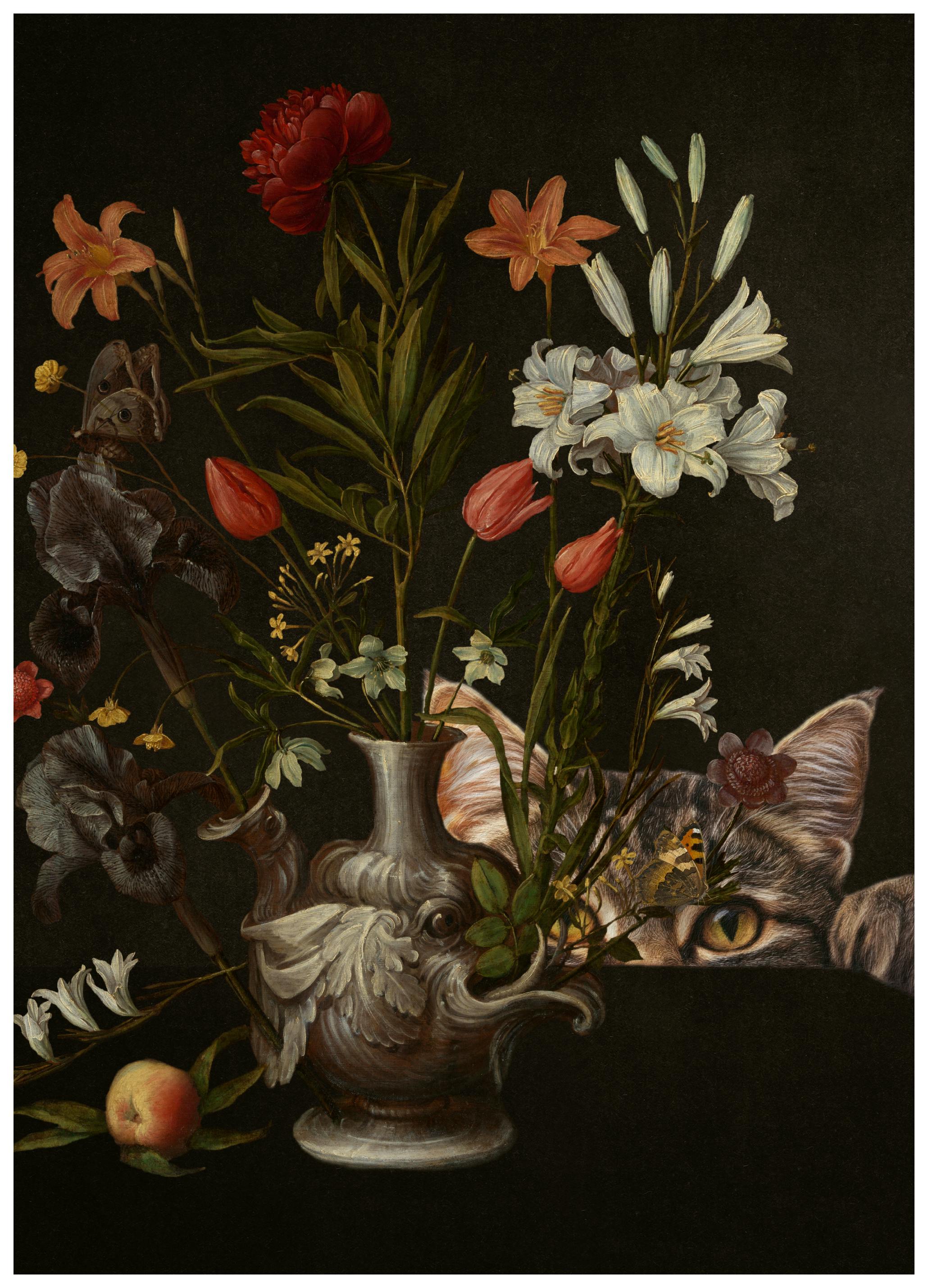 Marja van den Hurk - Nieuwsgierige Kat Bloemen Poster (70x100 cm) - Poster Store