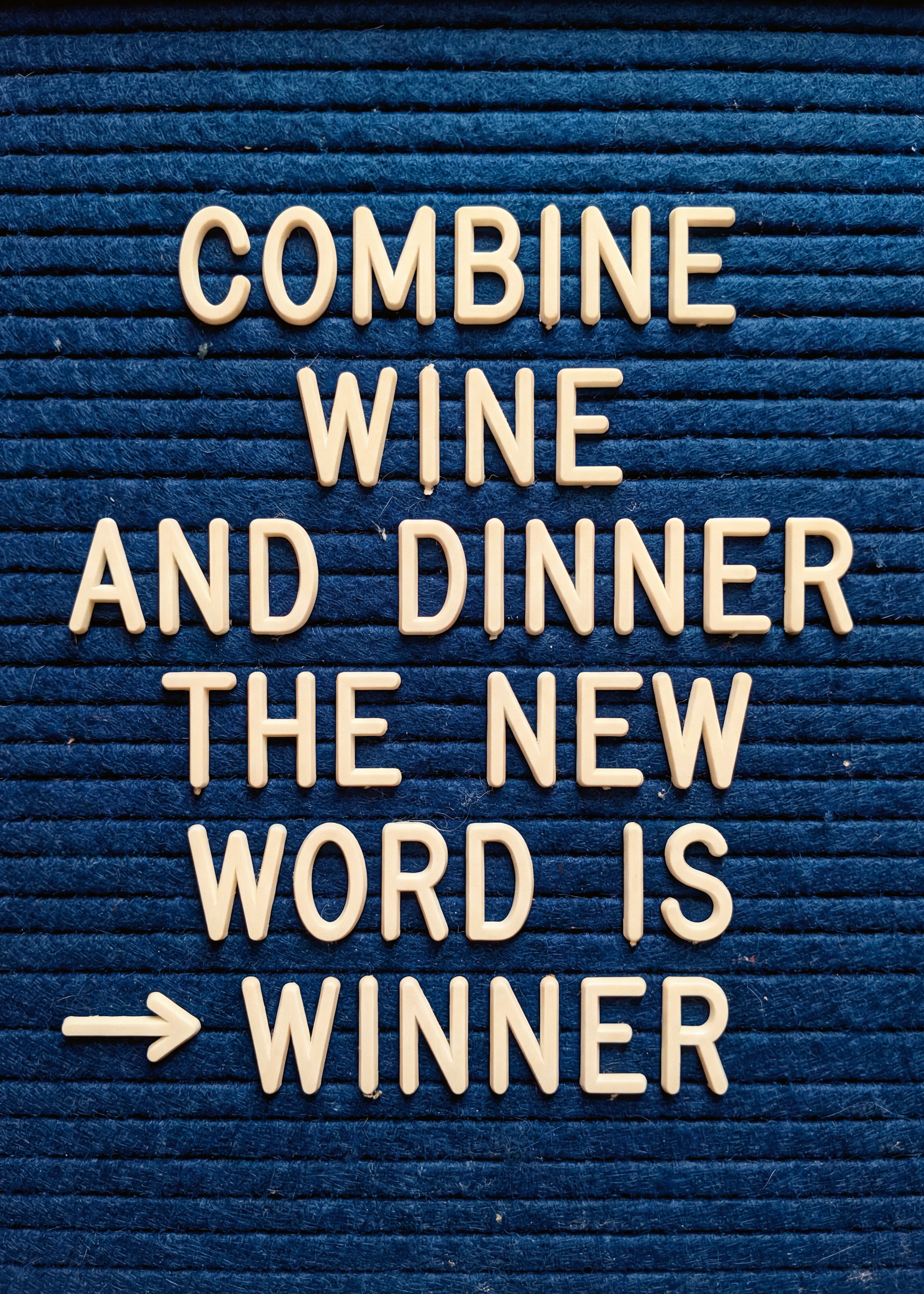Andreas Magnusson - Ganador de la Cena de Vino Póster 0