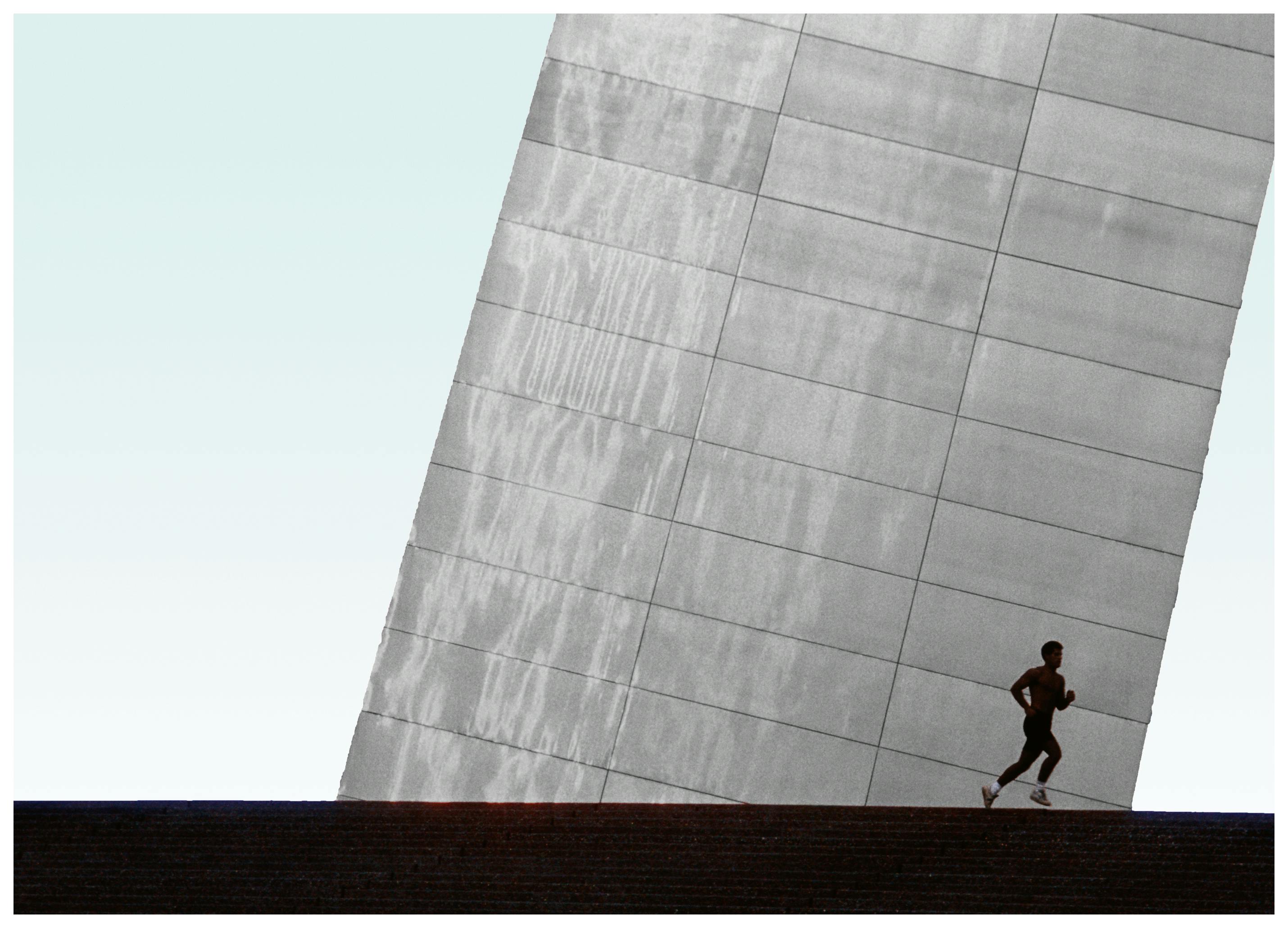 Urban Runner Poster (50x70 cm) - Poster Store