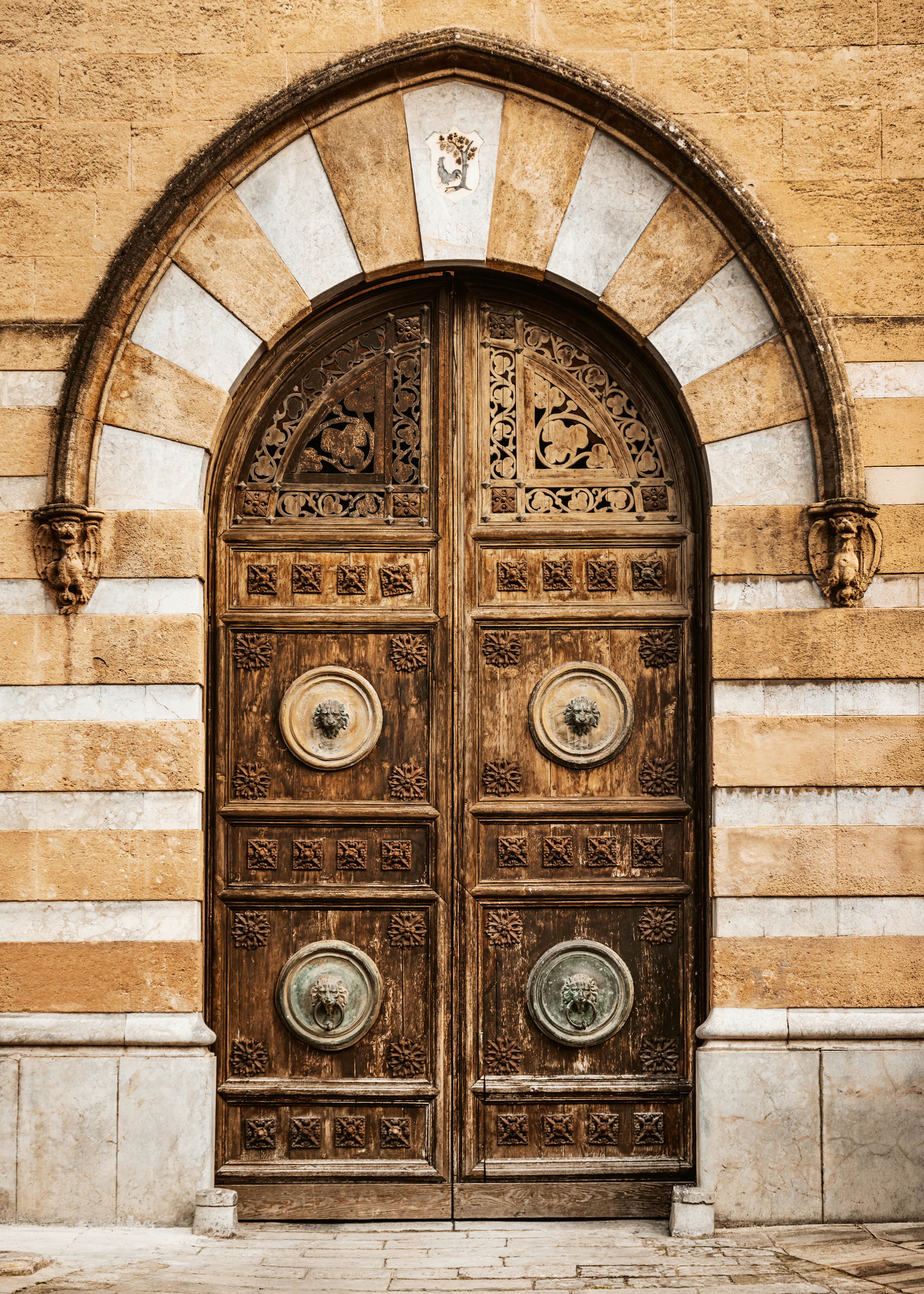Porte Ancienne Affiche 0