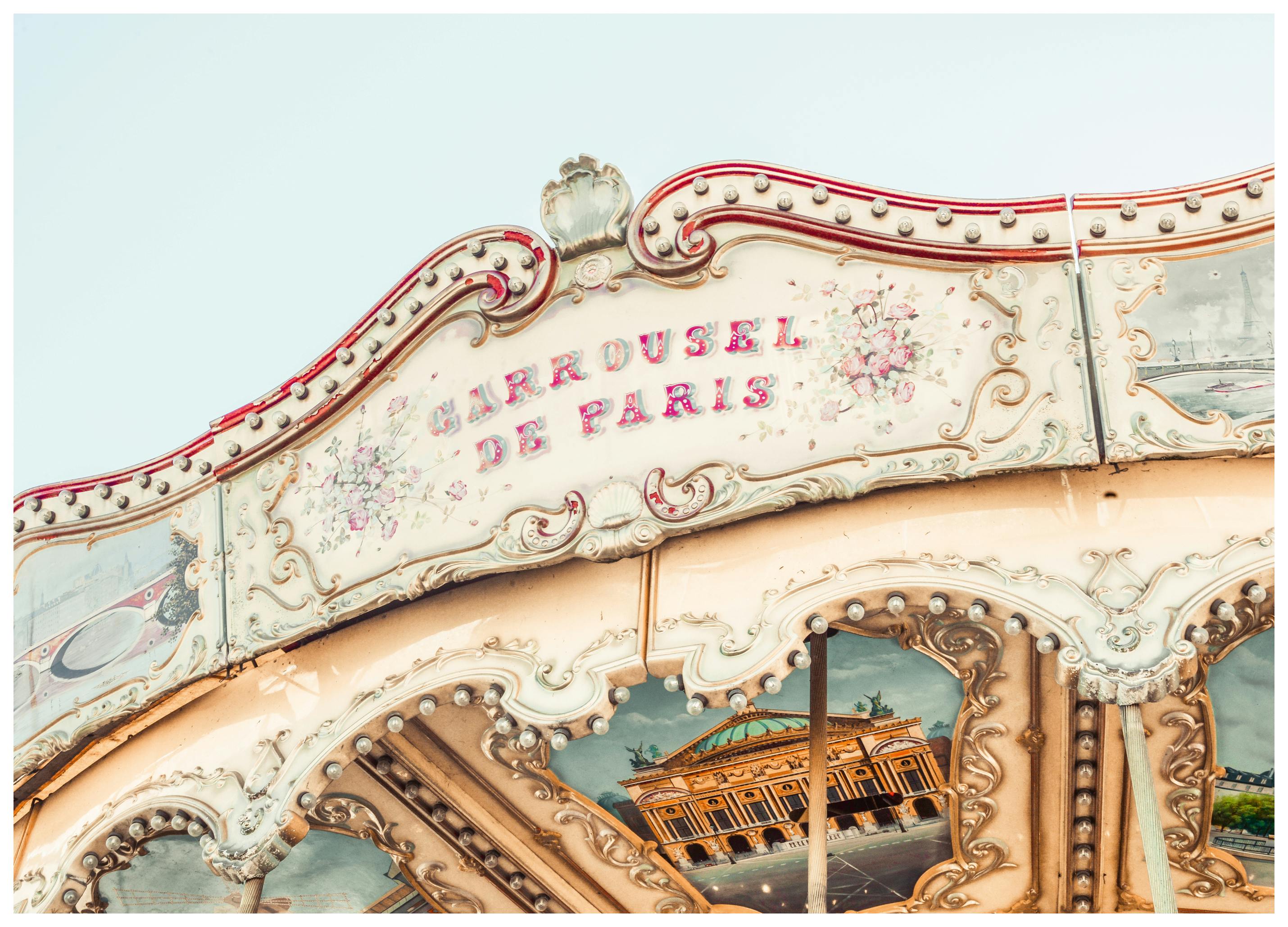 Talitha McQueen - Vintage Paris Karusell Plakat (70x100 cm) - Poster Store