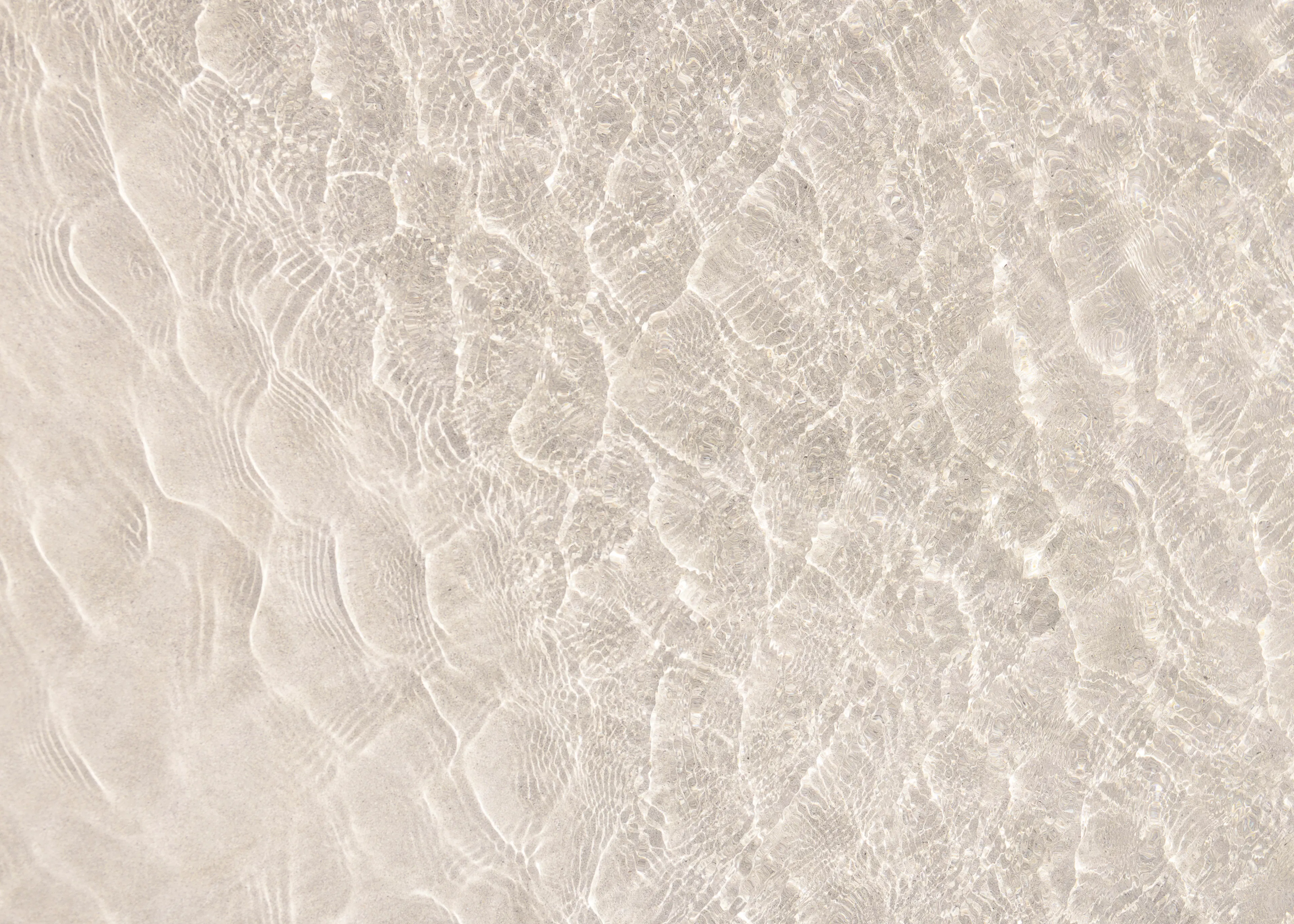 Kathrin Pienaar - Wellen im Sand Poster 0