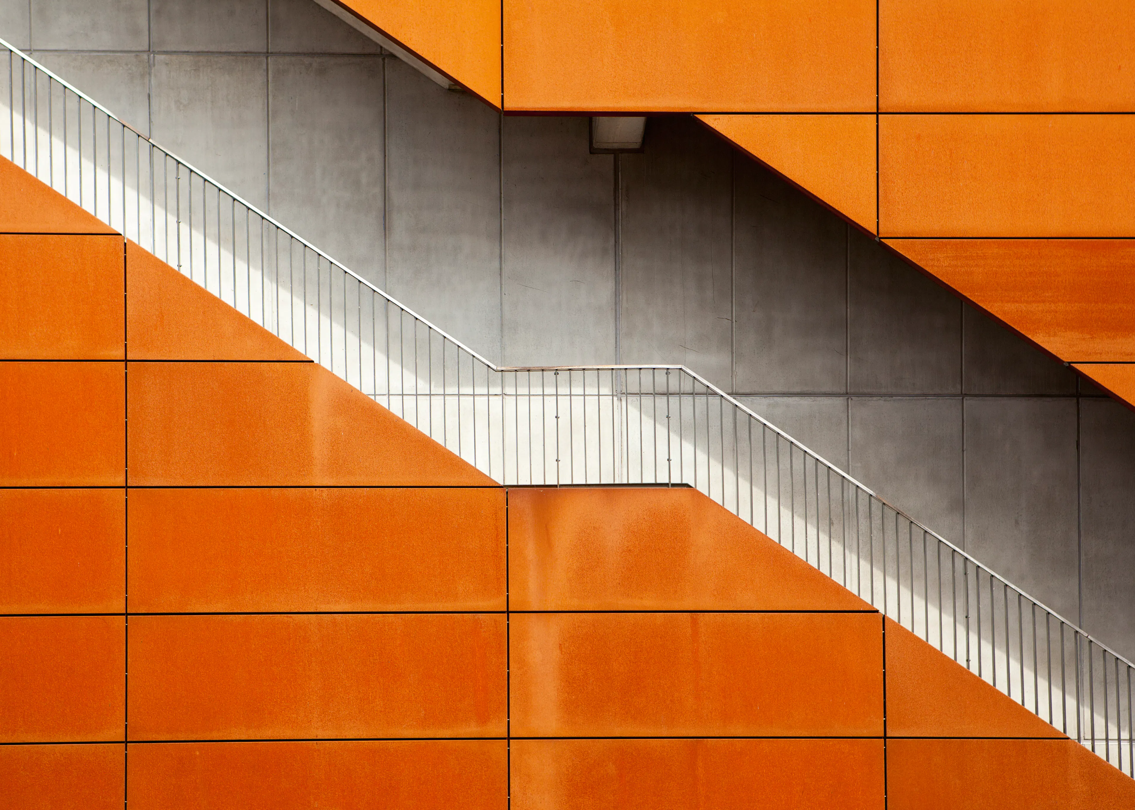 Alida van Zaane - Orange Diagonal Trappe Plakat 0