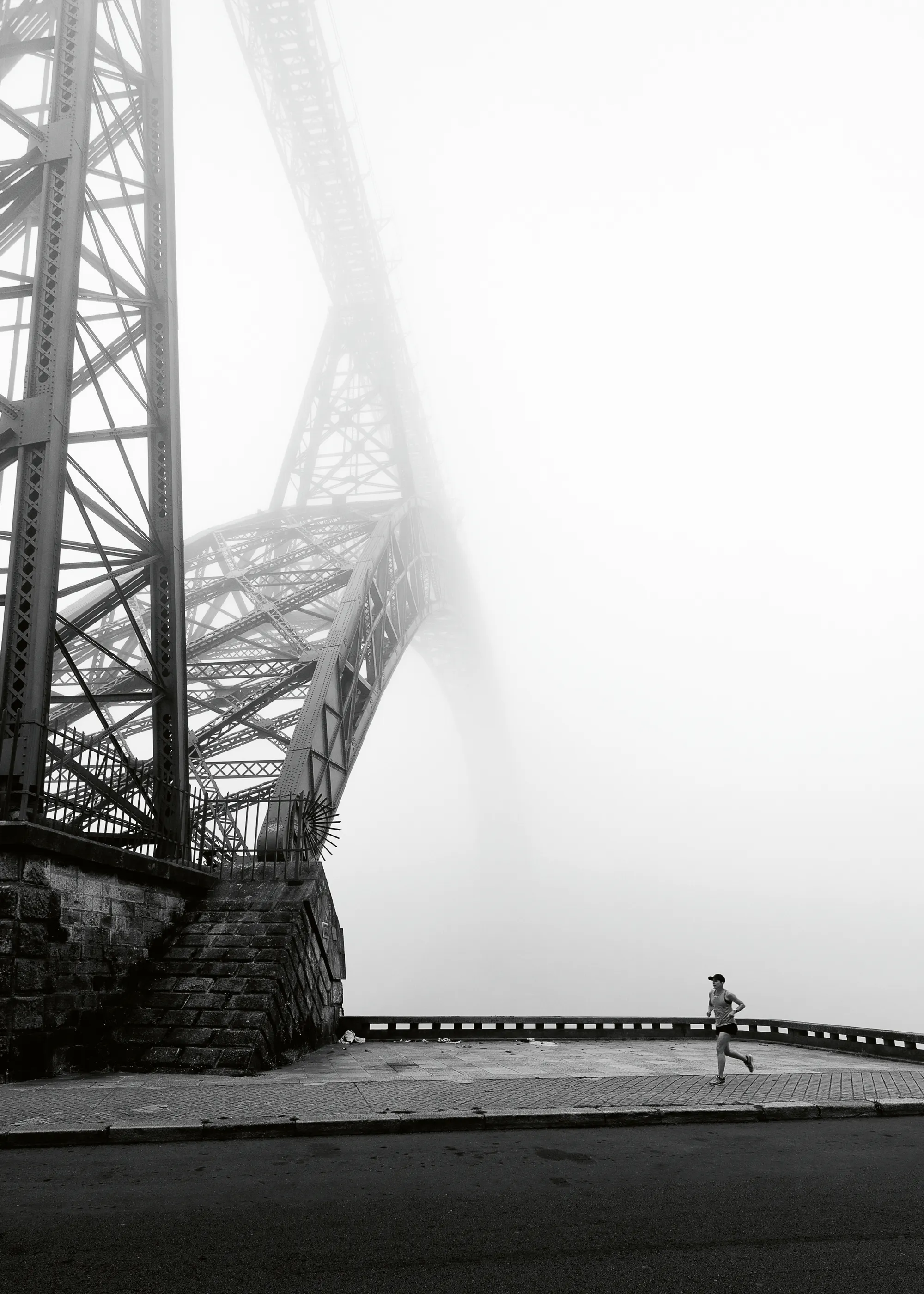 Fernando Correia da Silva - Solitary Bridge Run Plakat 0