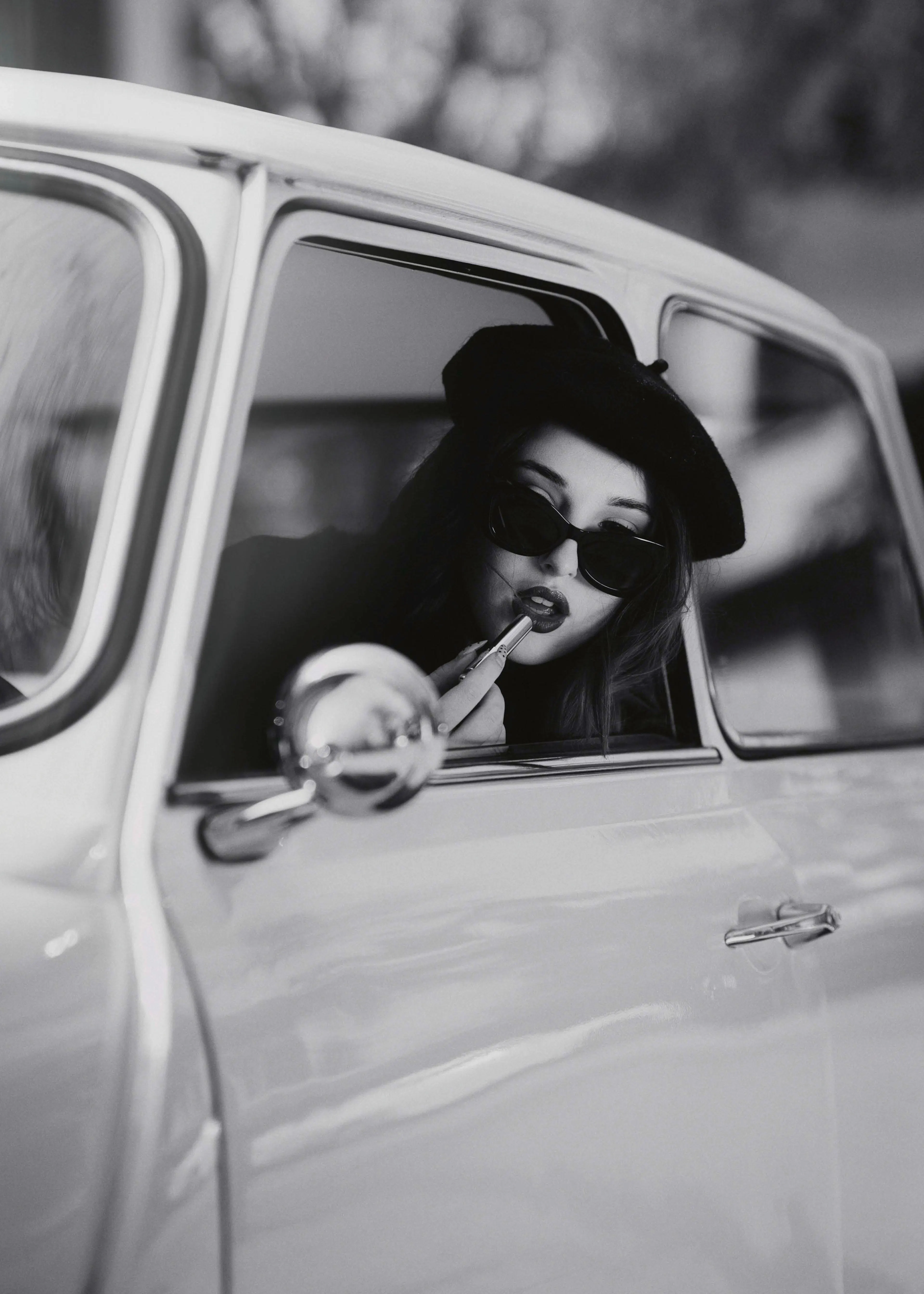Yasin Hasanian - Retro Auto Glamour Plakát 0