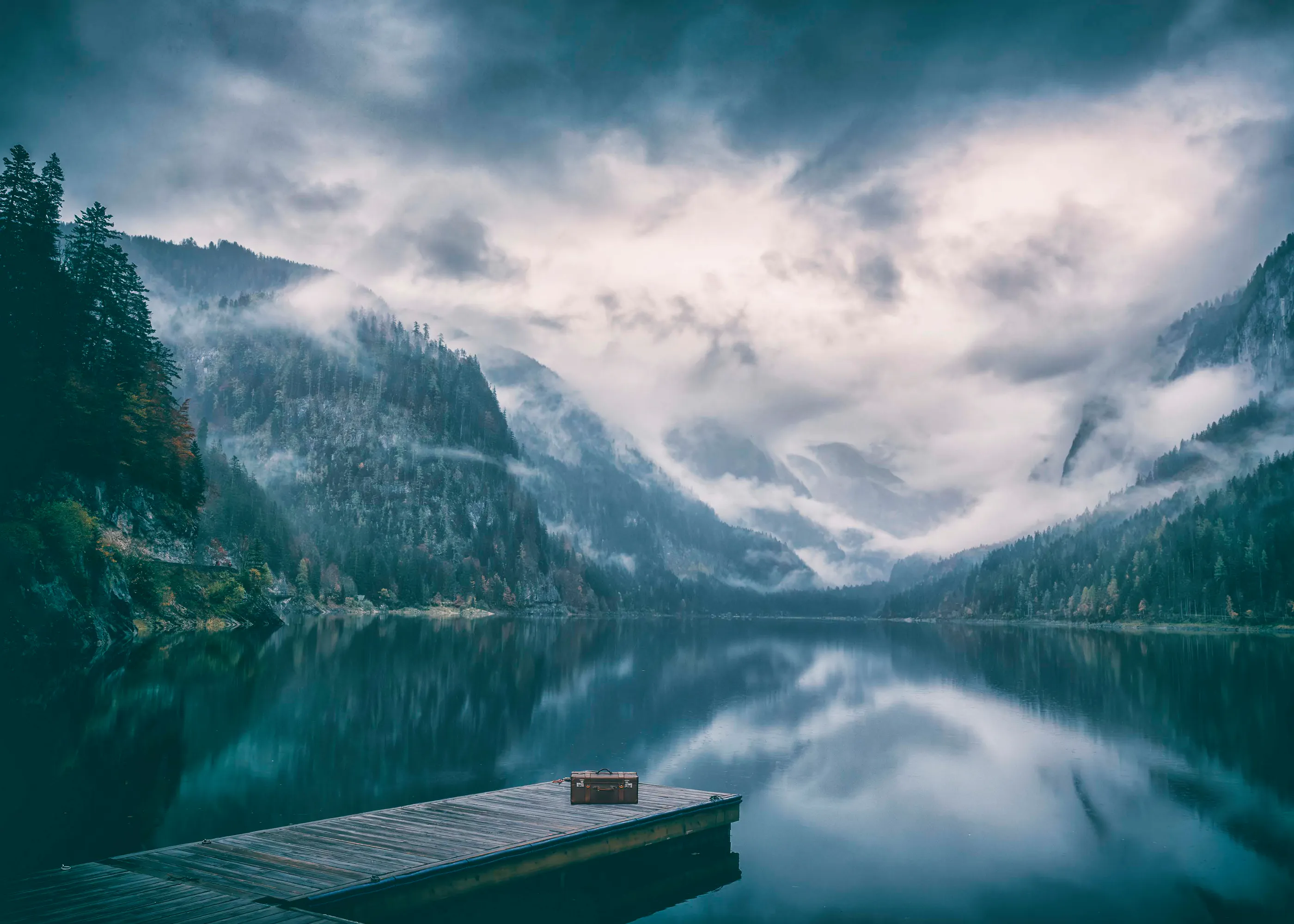 Uschi Hermann - Misty Mountain Lake Poster 0