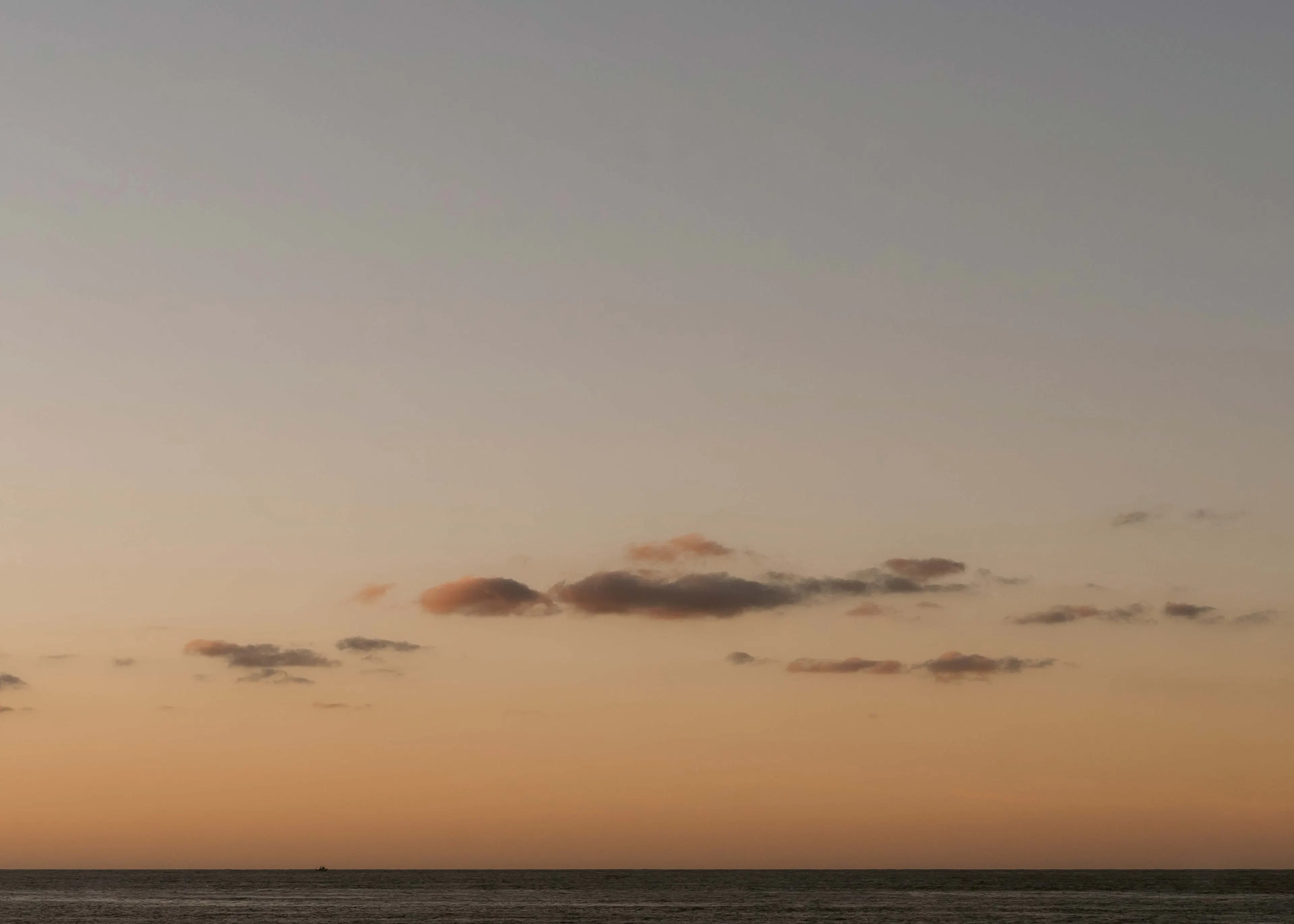 Atardecer Sereno Ámbar Póster 0
