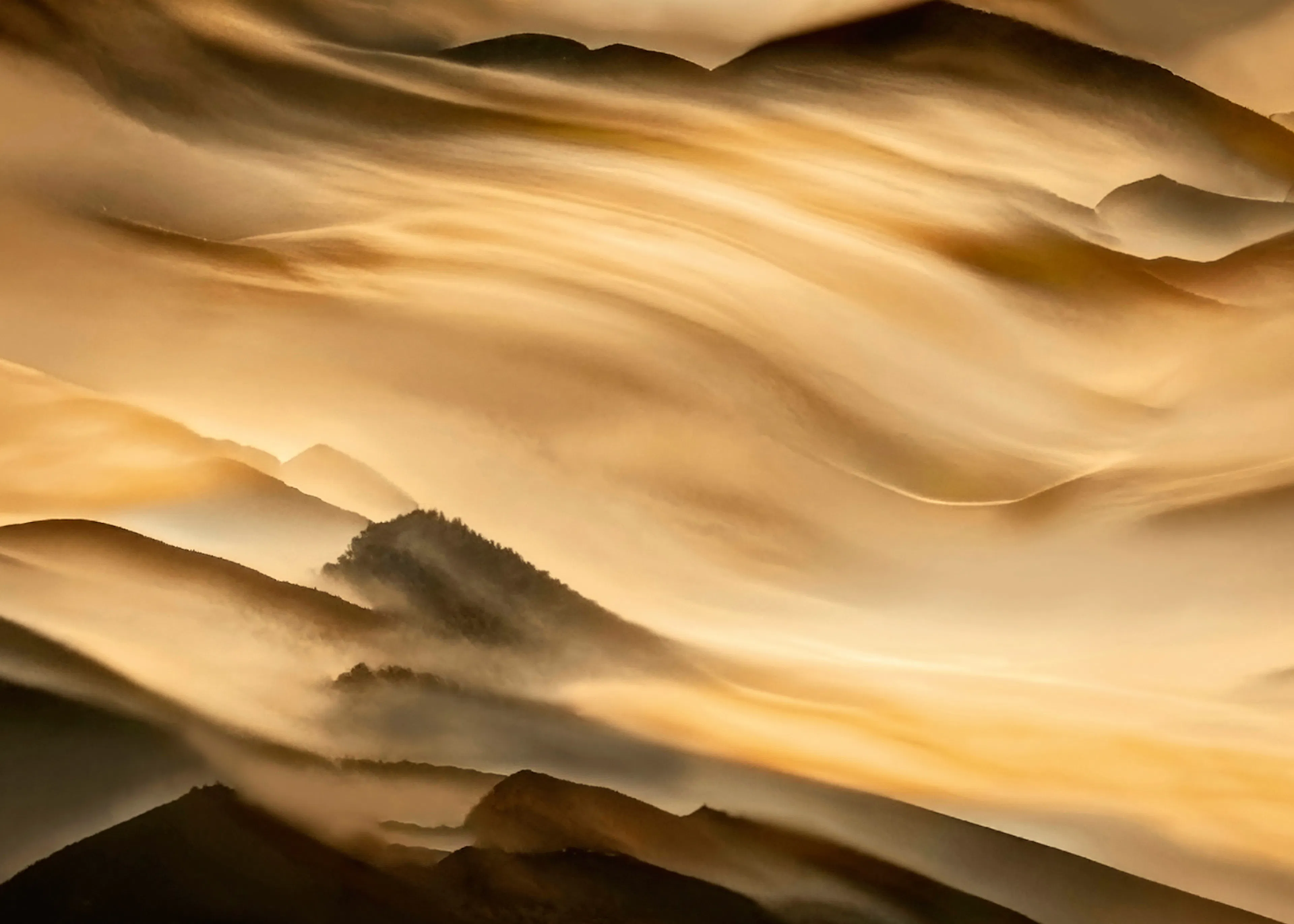 Golden Desert Waves Poster 0