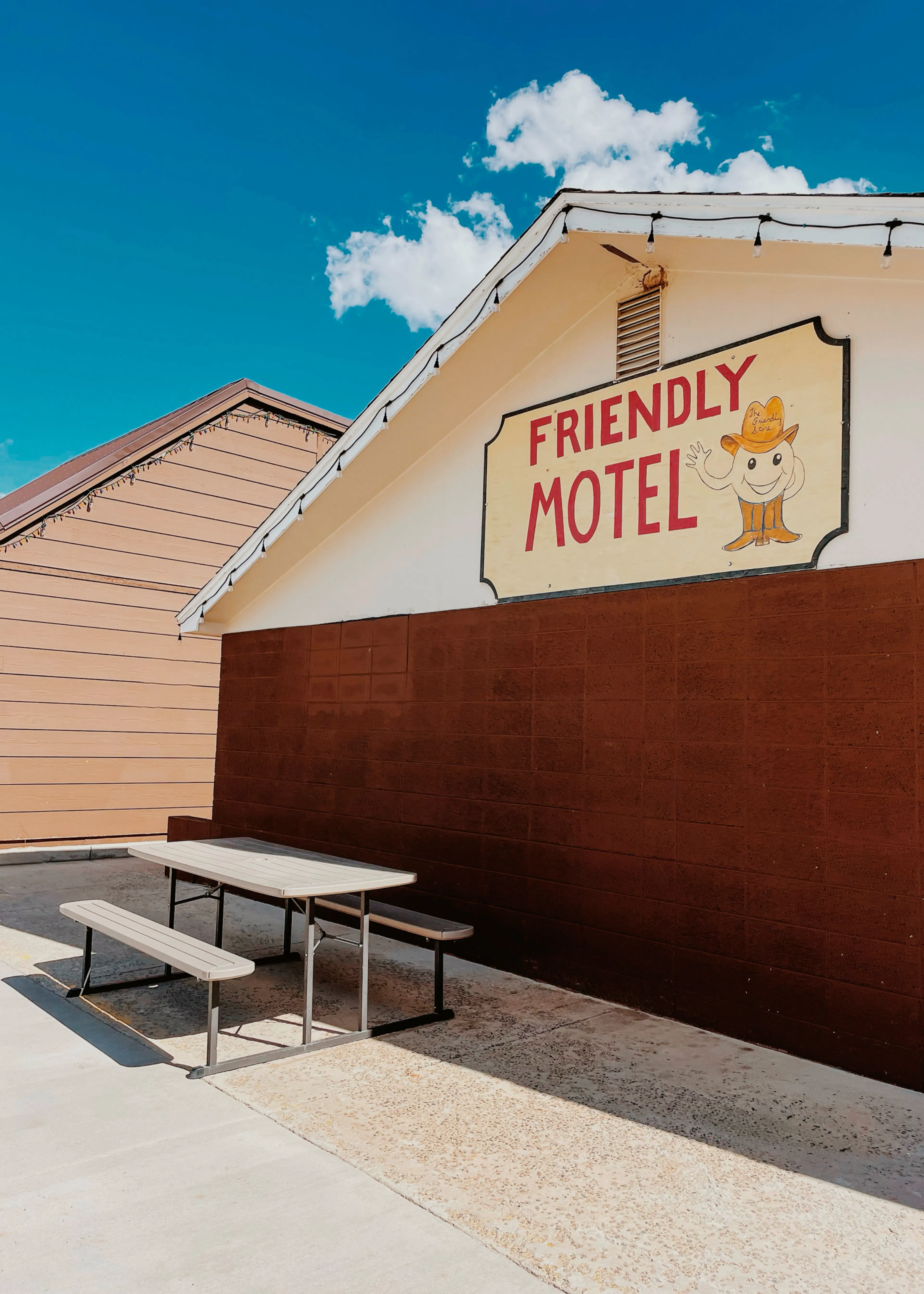 Motel Cosy Poster 0