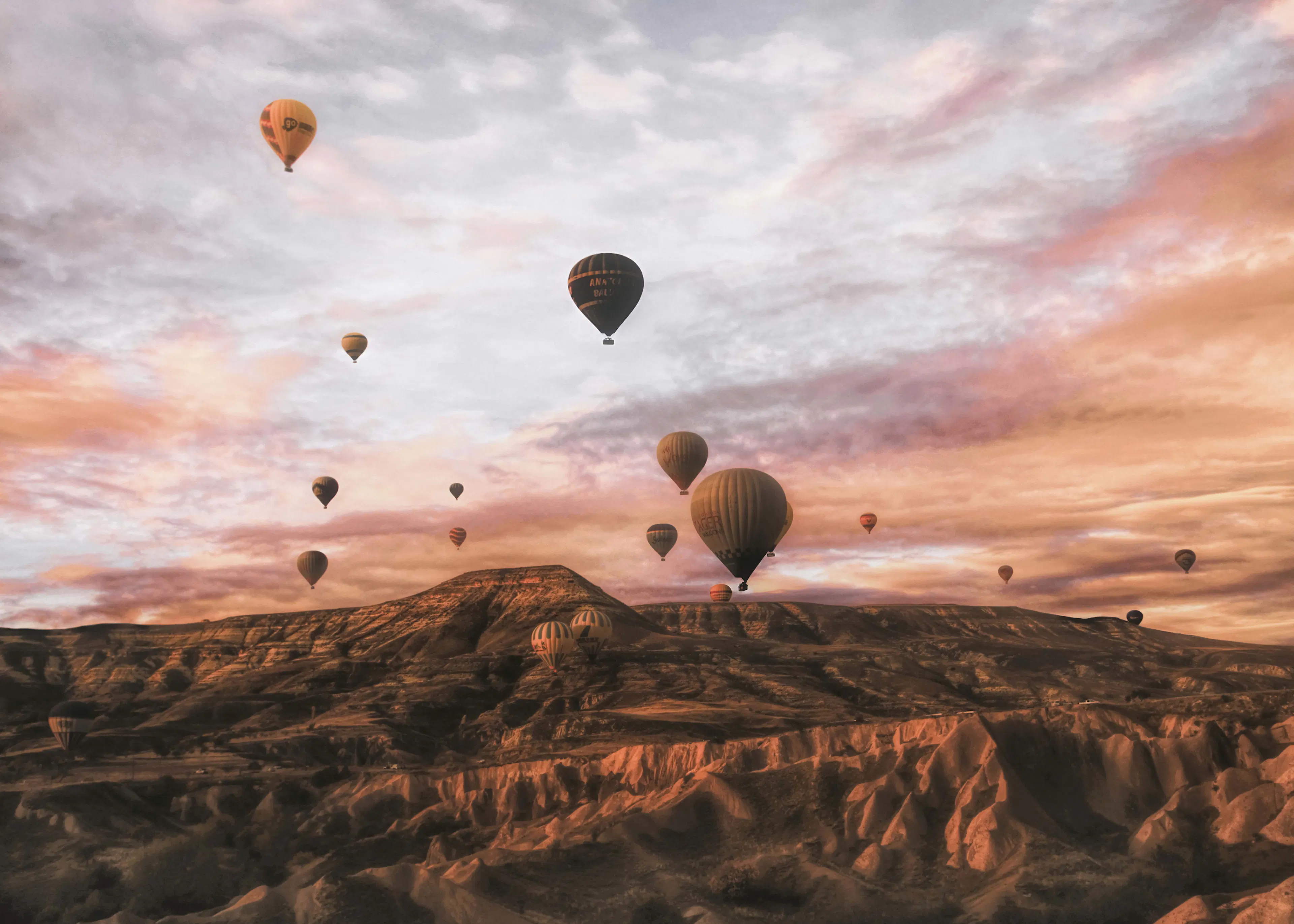Hot Air Escape Poster 0