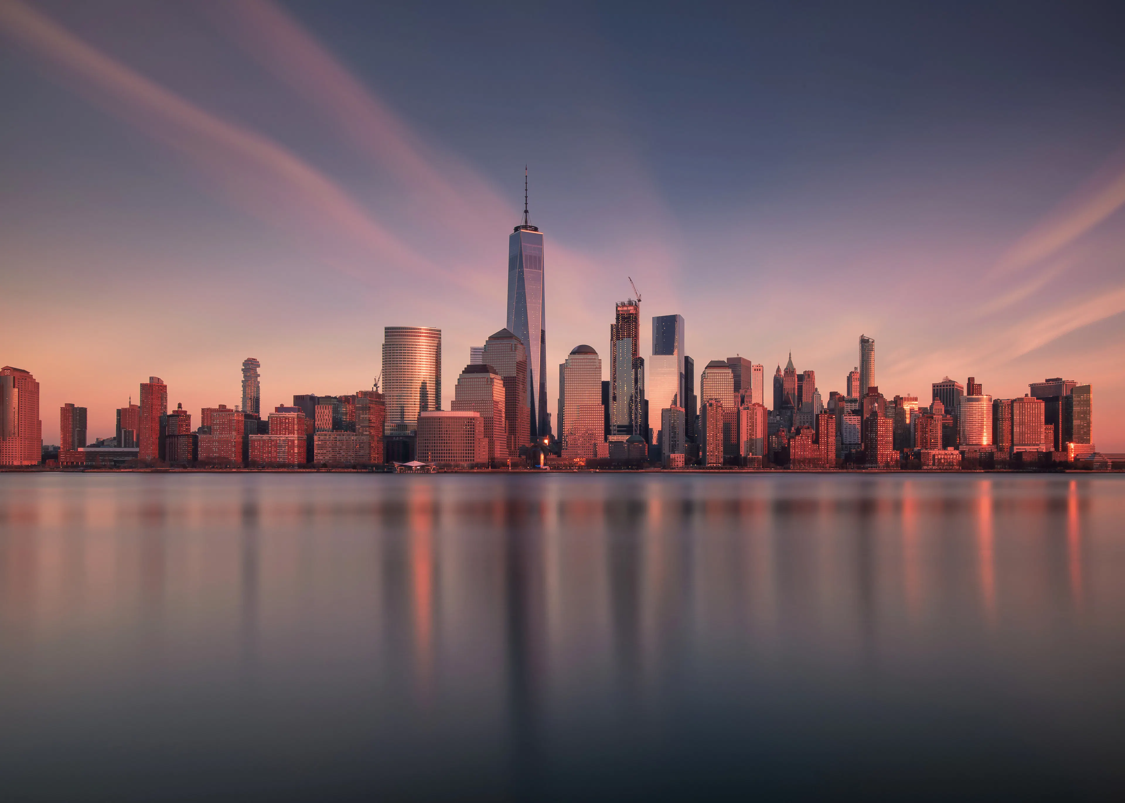 Skyline au Coucher de Soleil Ambré Poster 0