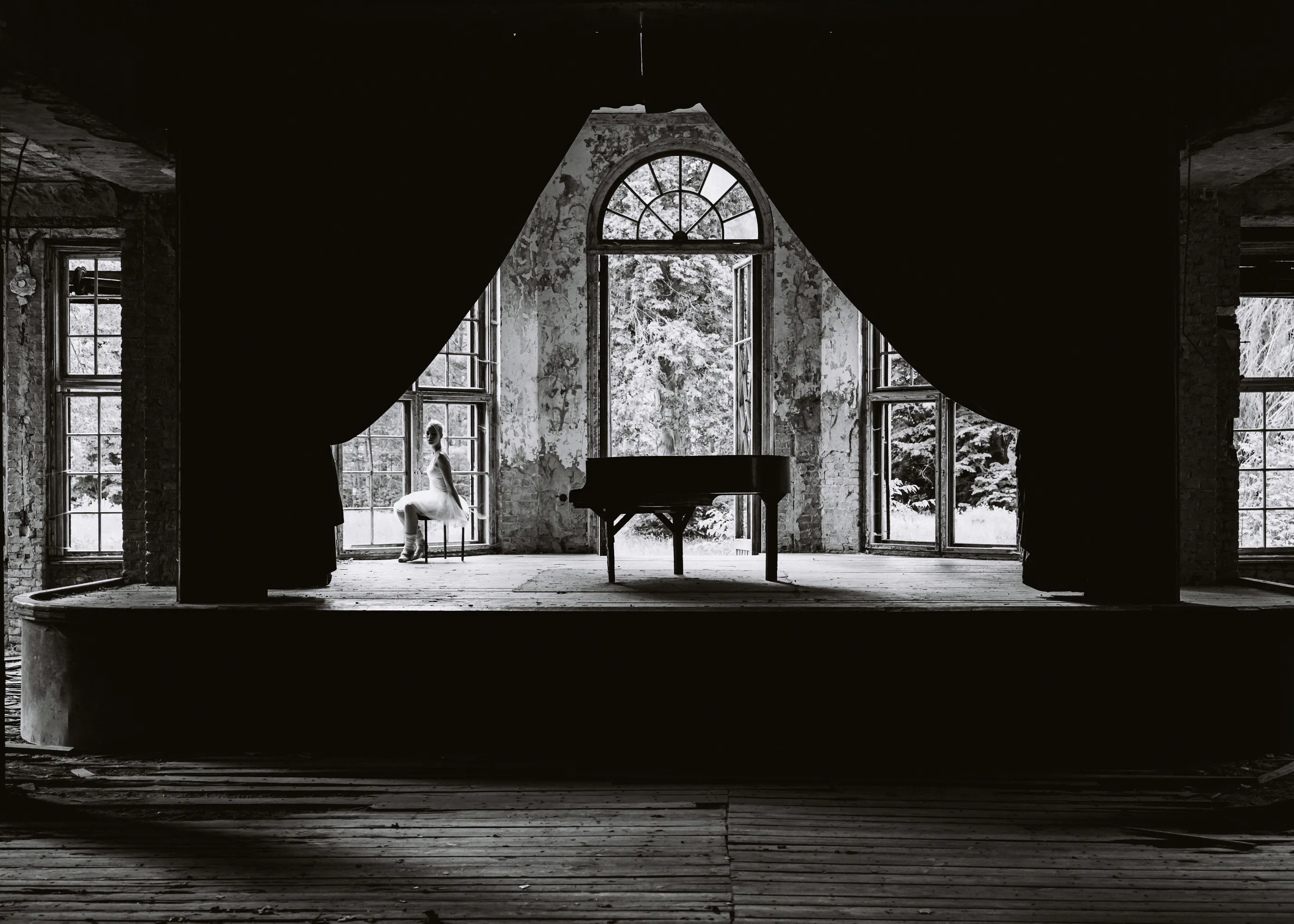 Silent Stage Poster 0
