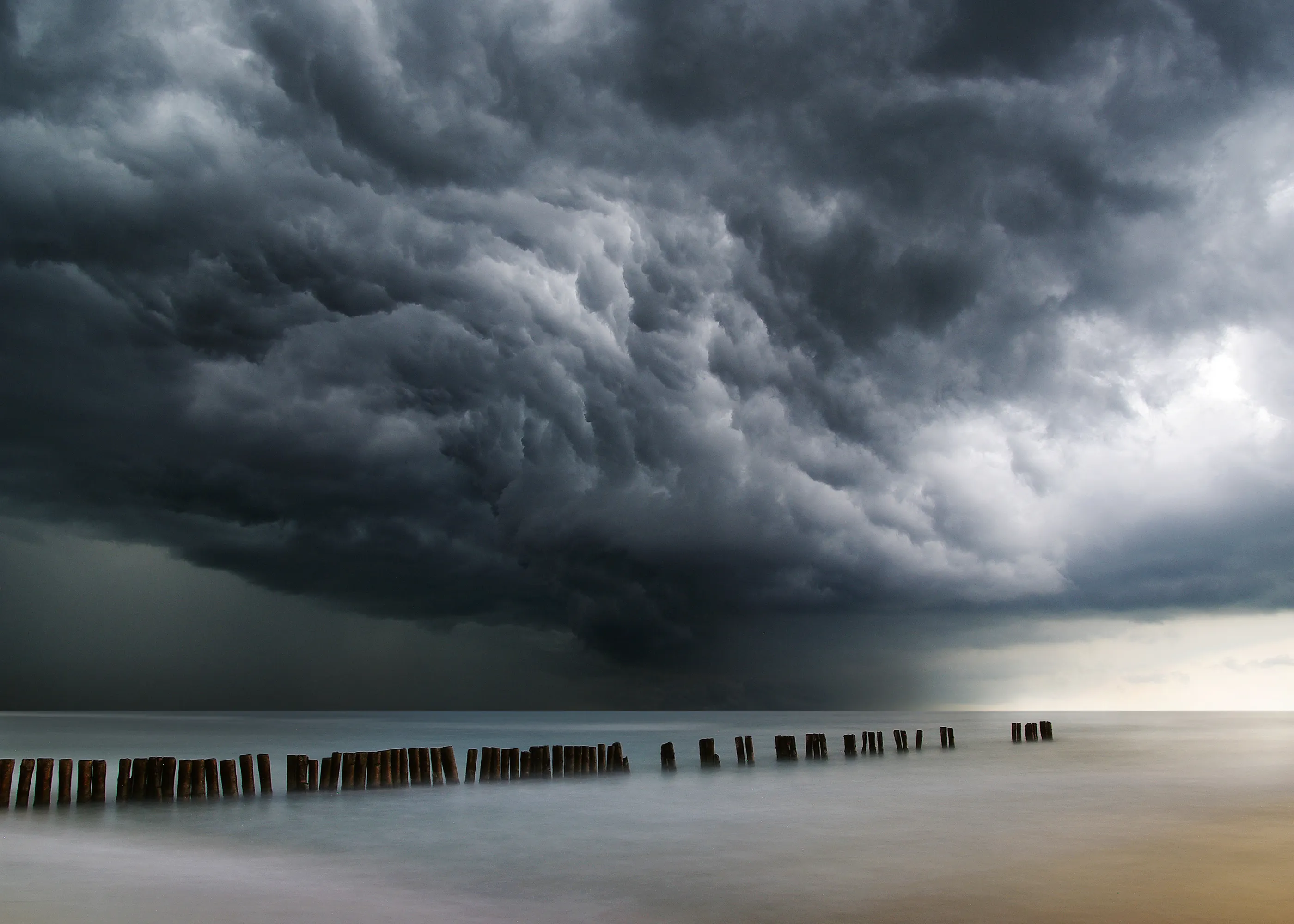 Stormy Horizon Poster 0