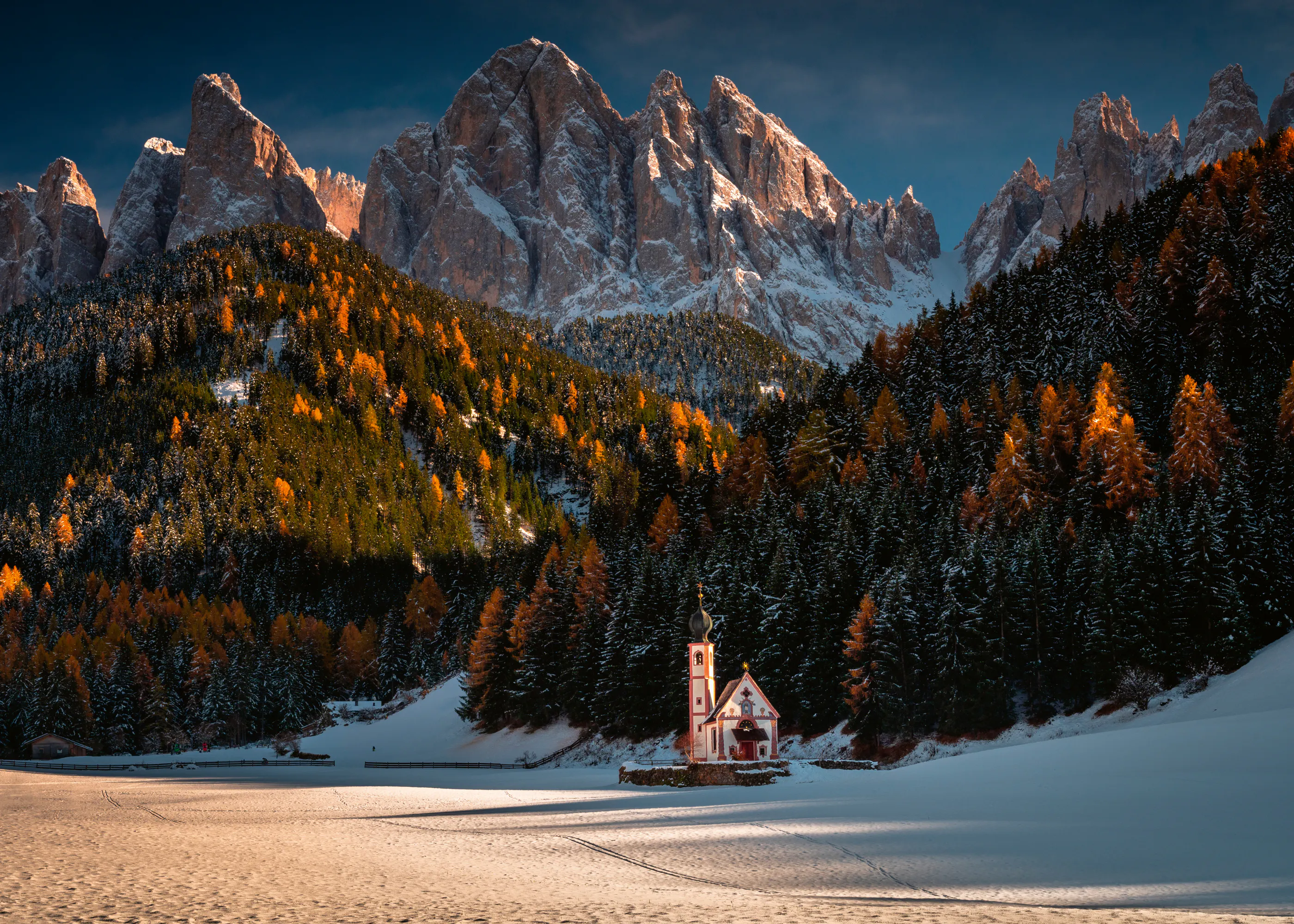 Refuge de Montagne d'Automne Poster 0