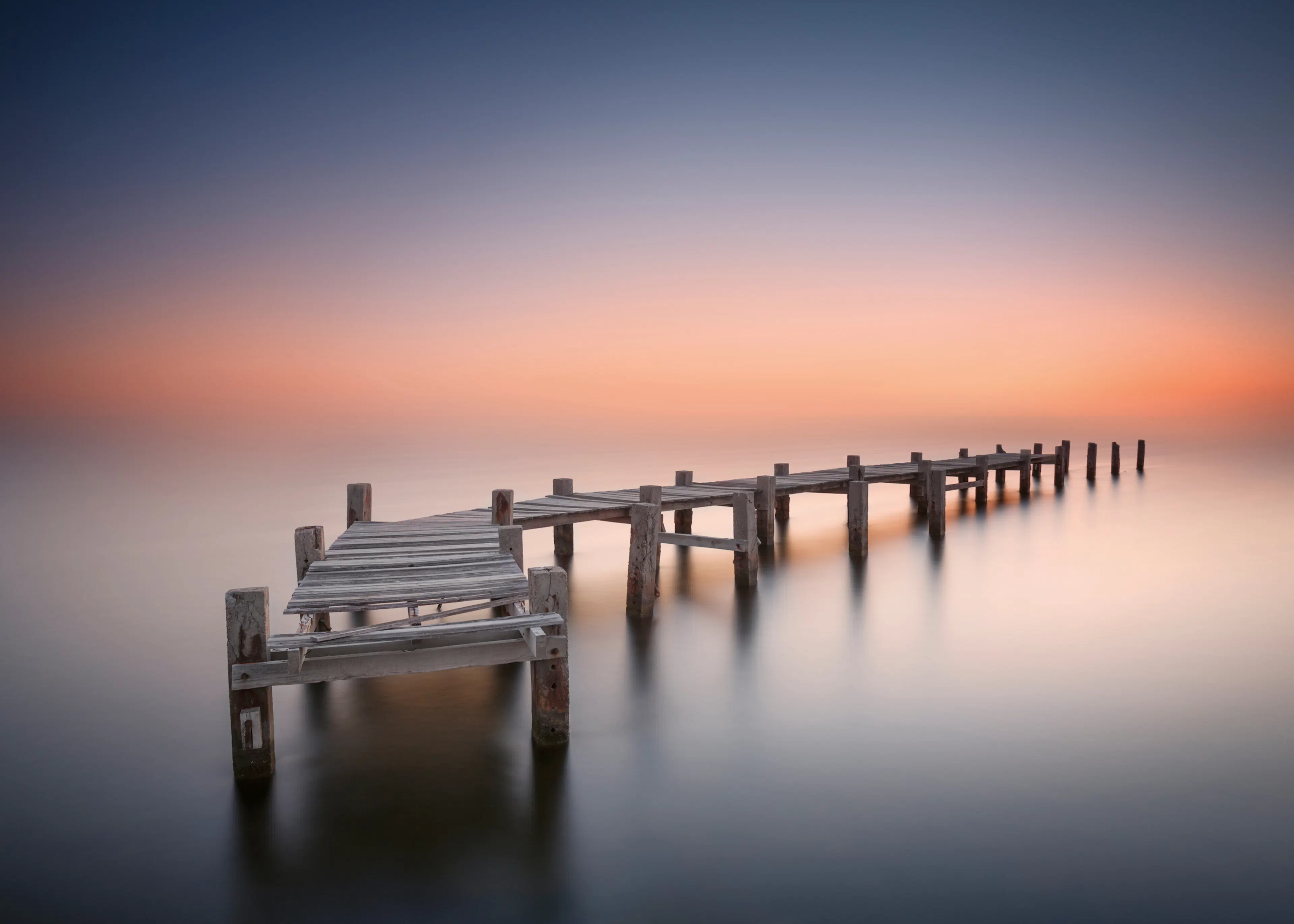 Serene Zonsondergang Steiger Poster 0
