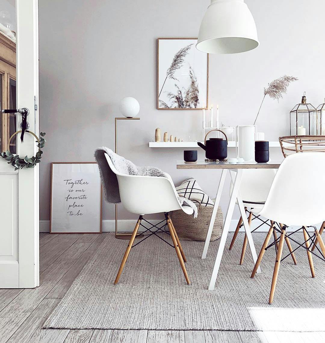 Scandinavian gallery wall with prints in oaken frames