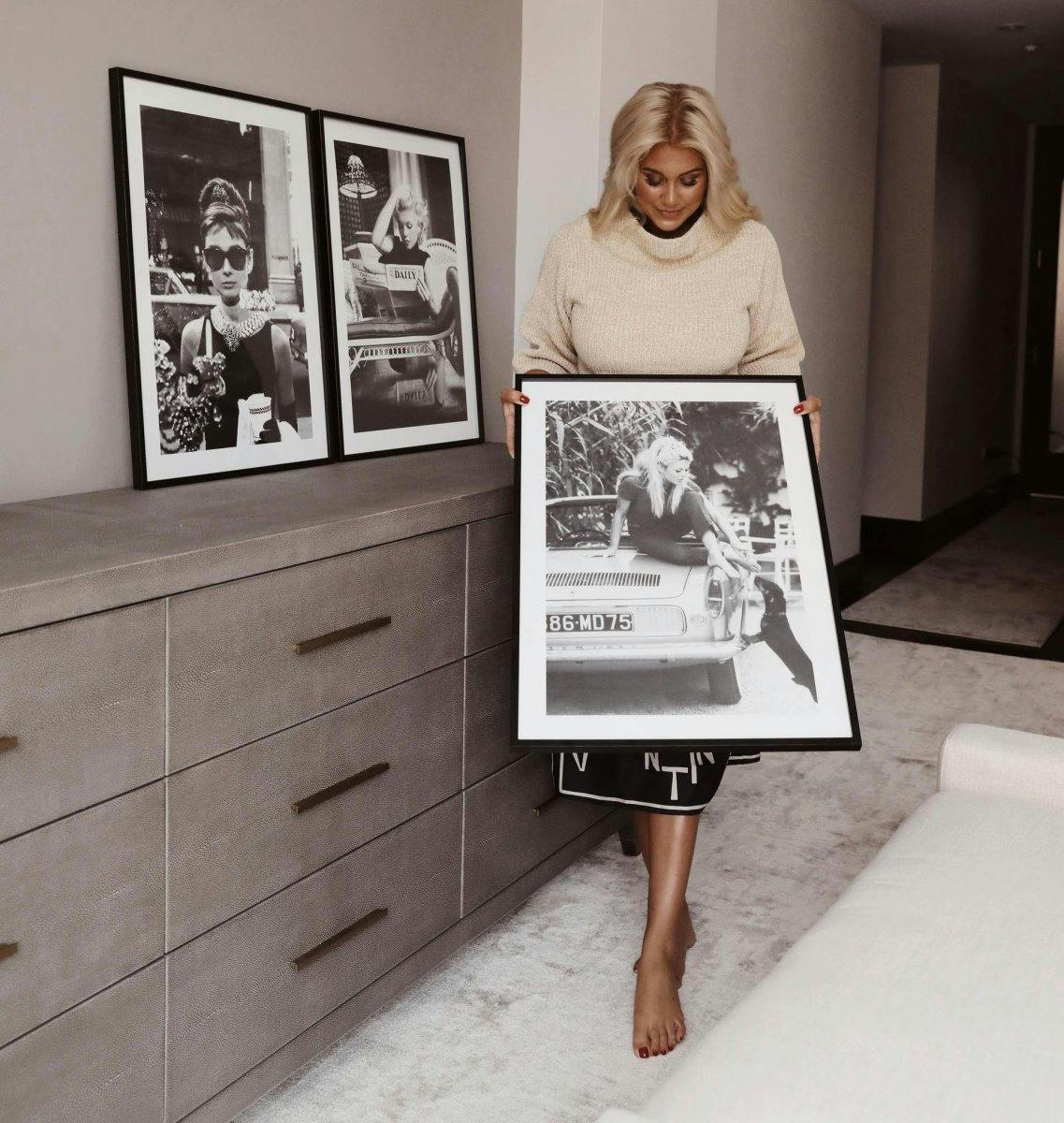 Poster famosi in bianco e nero con cornici in legno nero