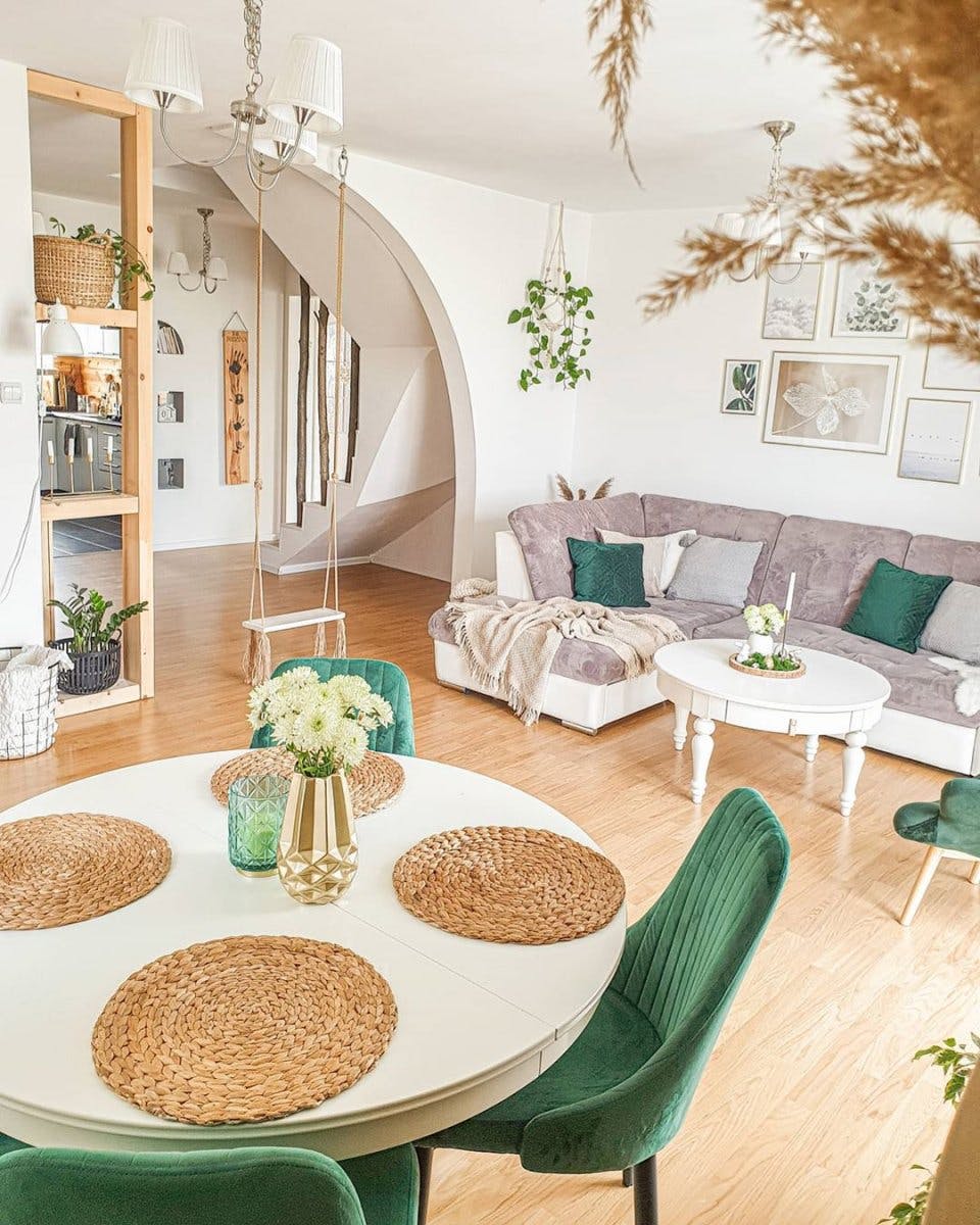 Beautiful green gallery wall botanical prints flower posters