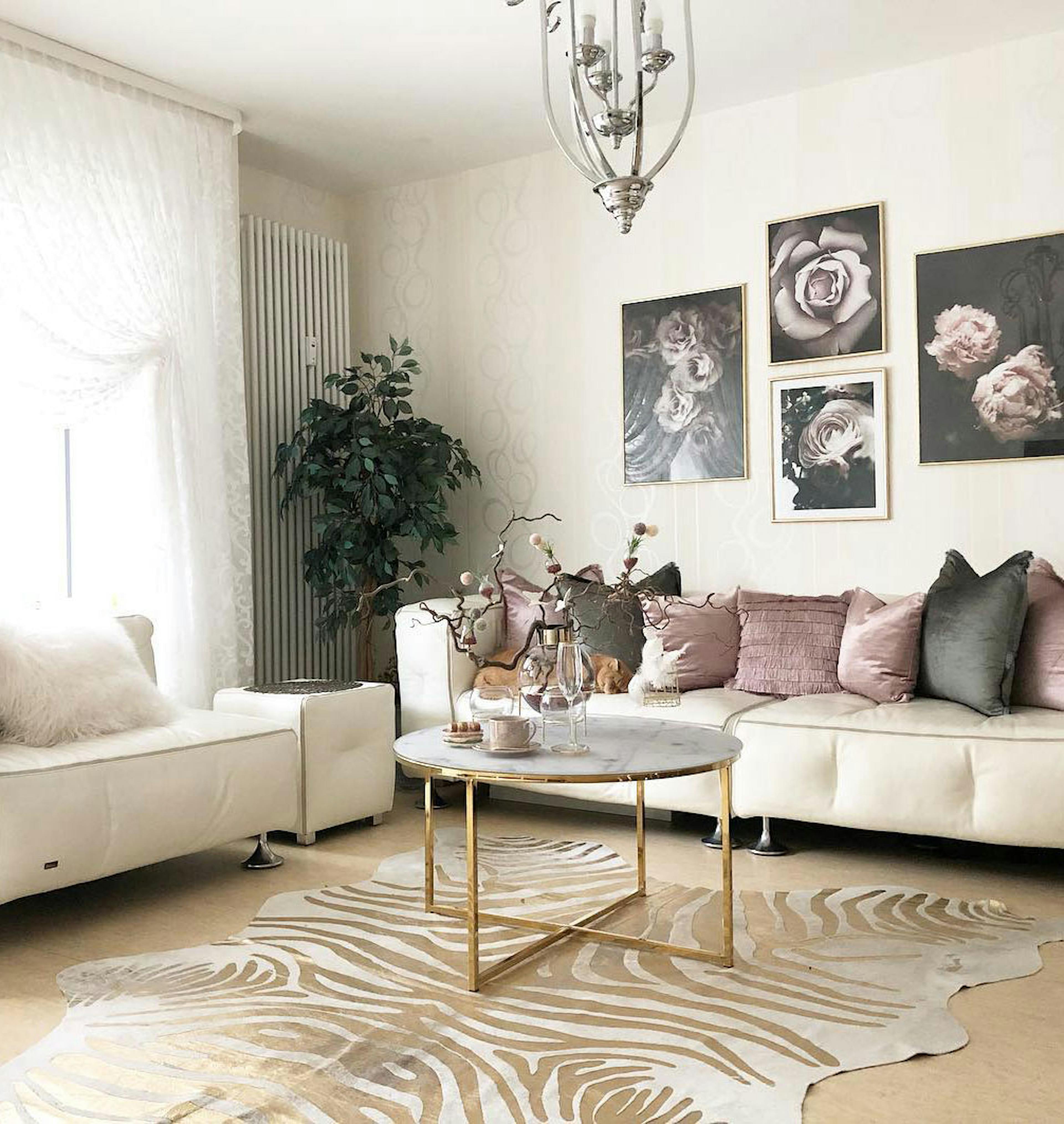 Botanisk bildevegg pink flower plakater gullrammer thumbnail