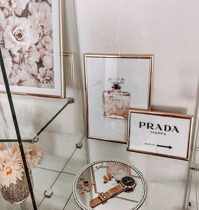 ì¤ë¬ í¥ì íë¼ë¤ í¬ì¤í° íì¥ë 꾸미기